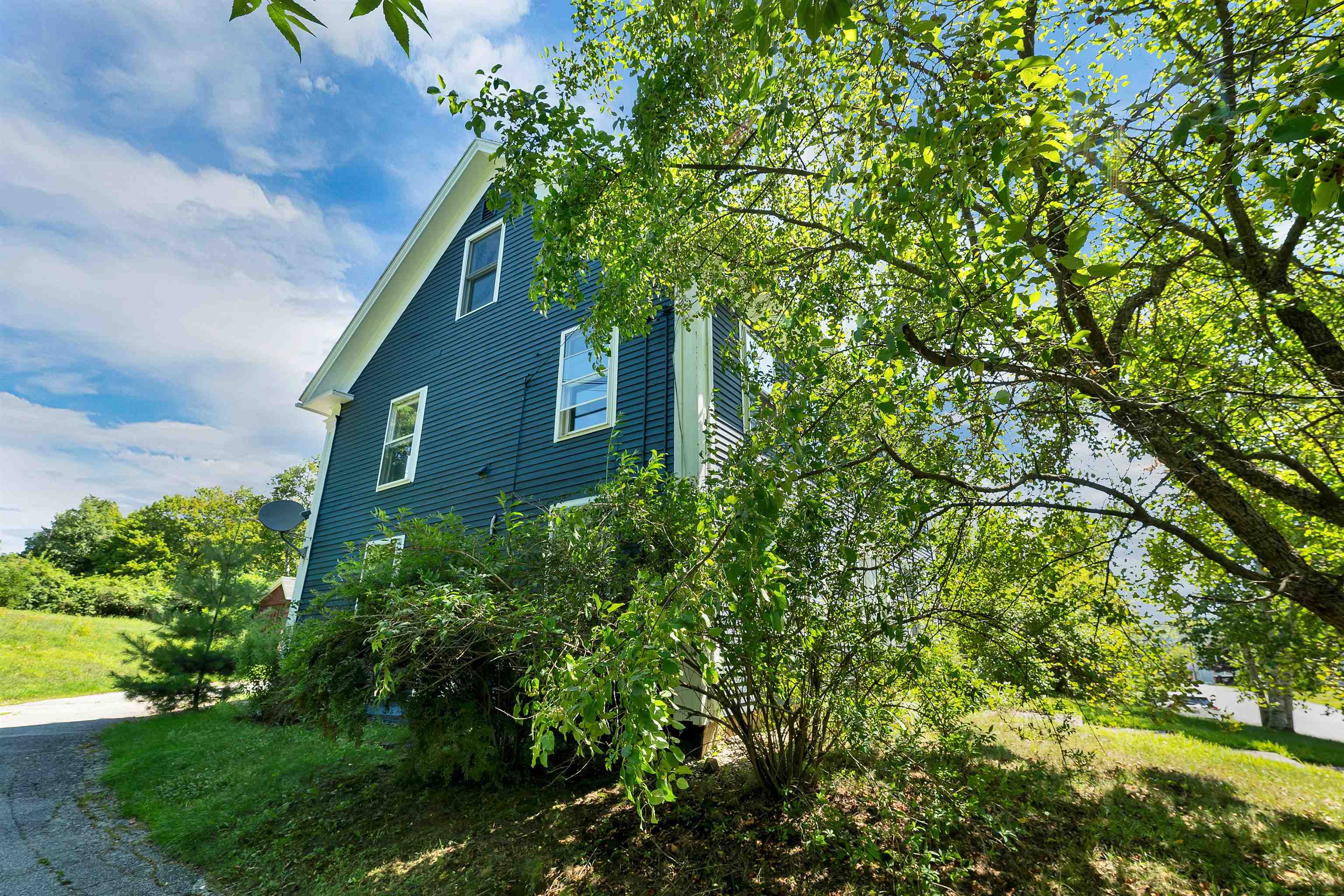 15 Leavitt Road