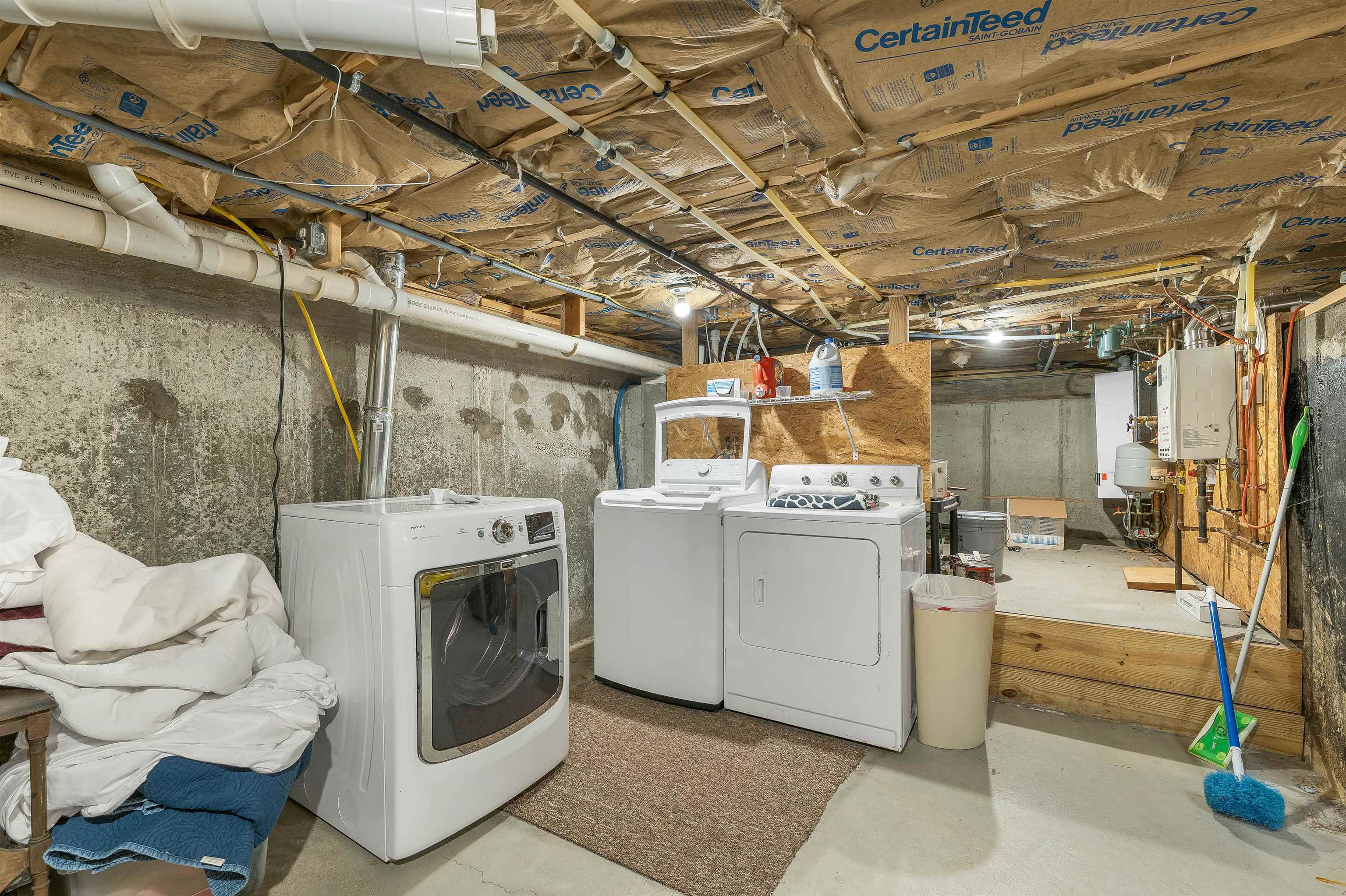 158 Channel Lane