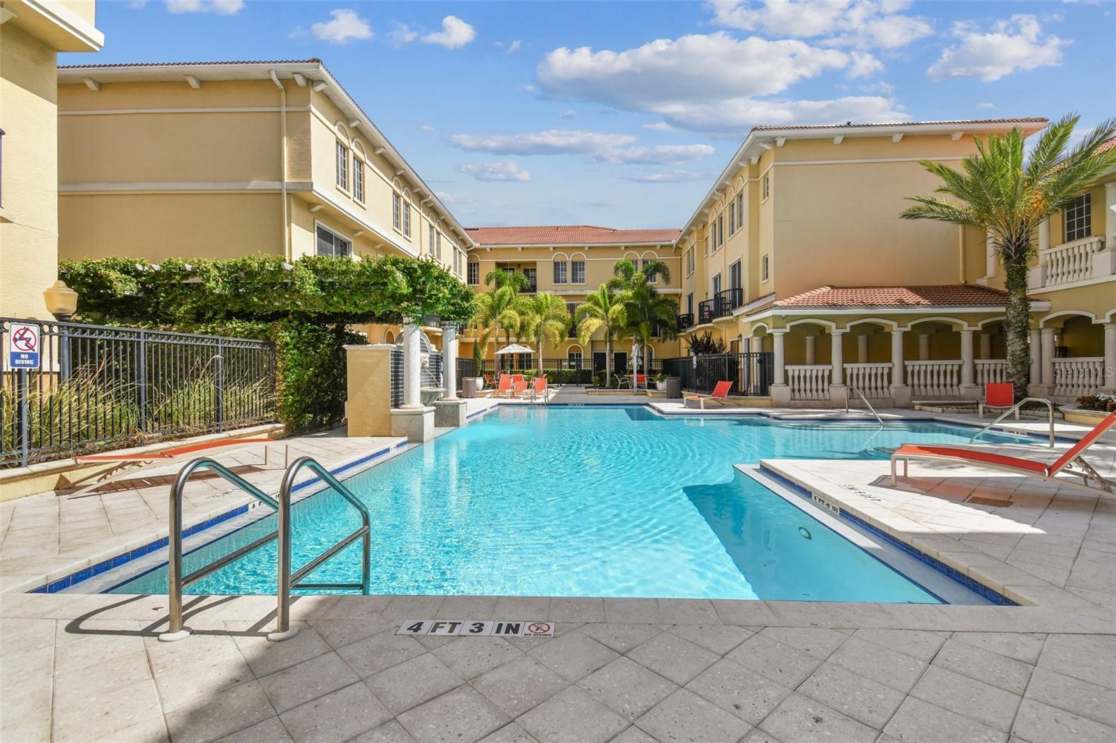 5228 HAMPTON BEACH PL #140