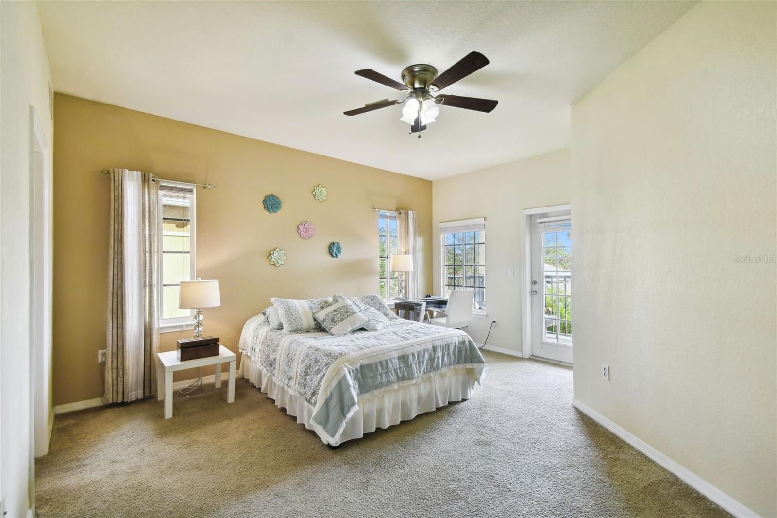5228 HAMPTON BEACH PL #140