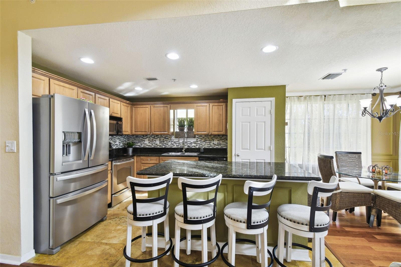 5228 HAMPTON BEACH PL #140