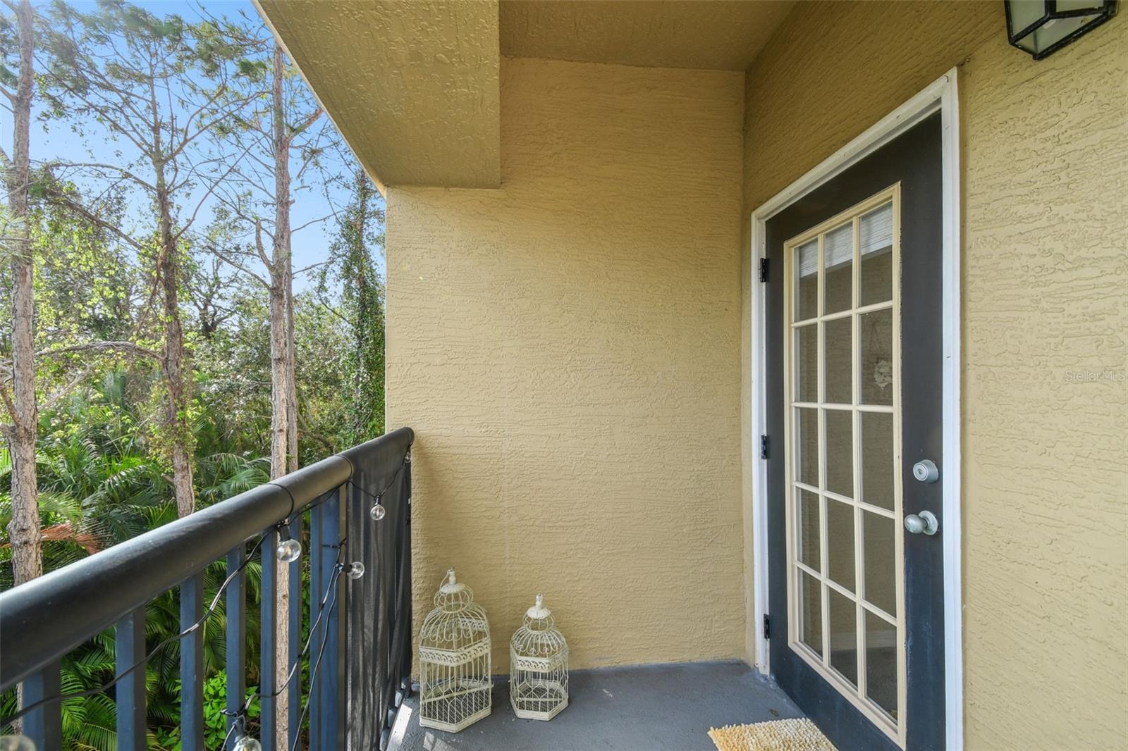 5228 HAMPTON BEACH PL #140