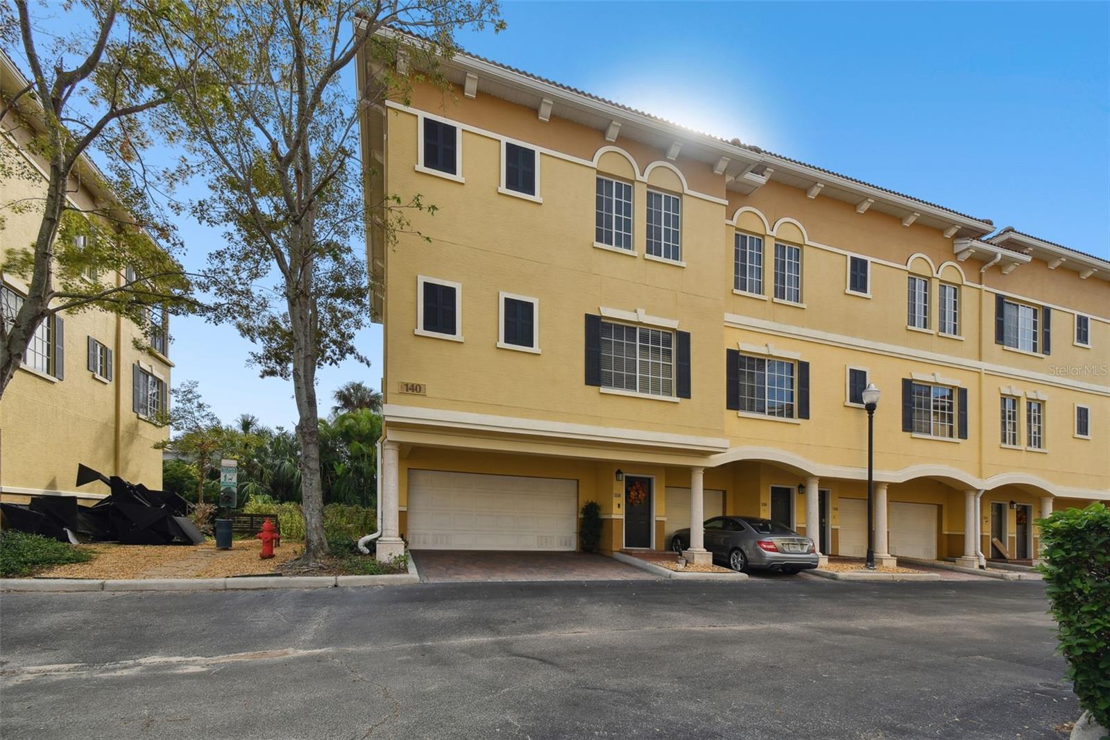 5228 HAMPTON BEACH PL #140