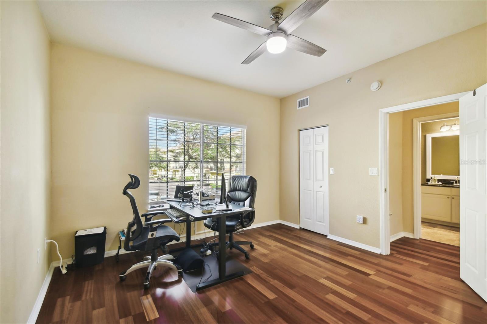 5228 HAMPTON BEACH PL #140