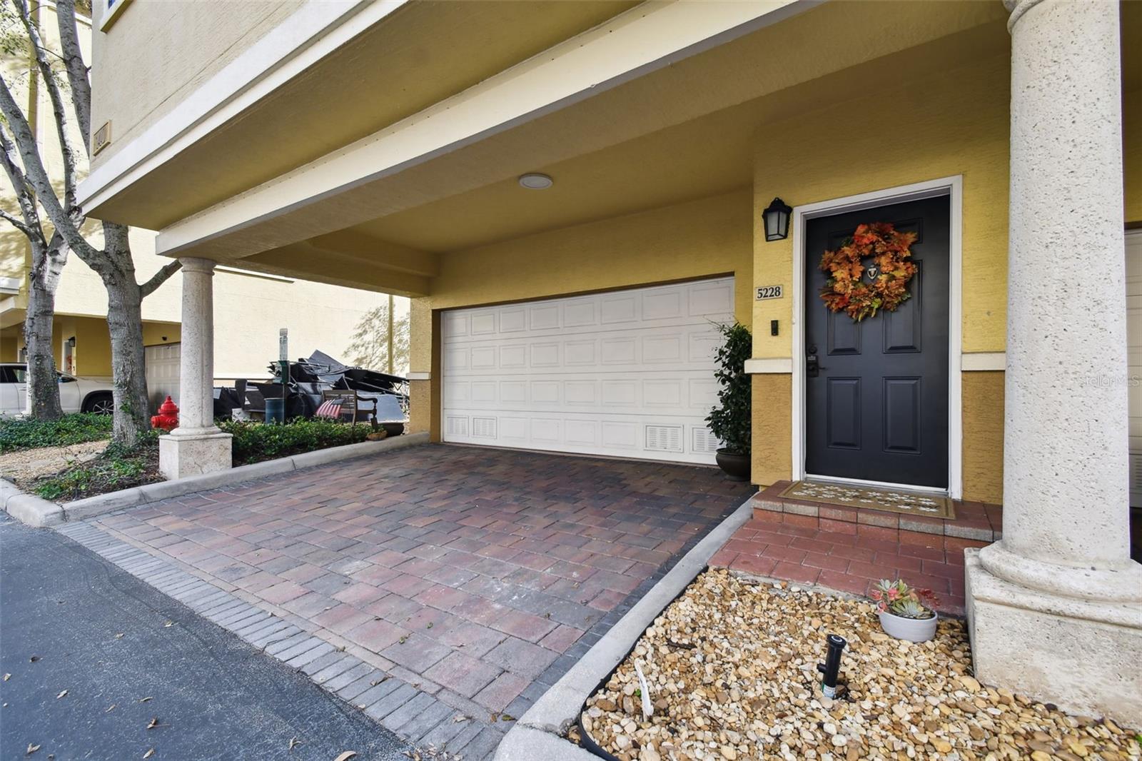 5228 HAMPTON BEACH PL #140