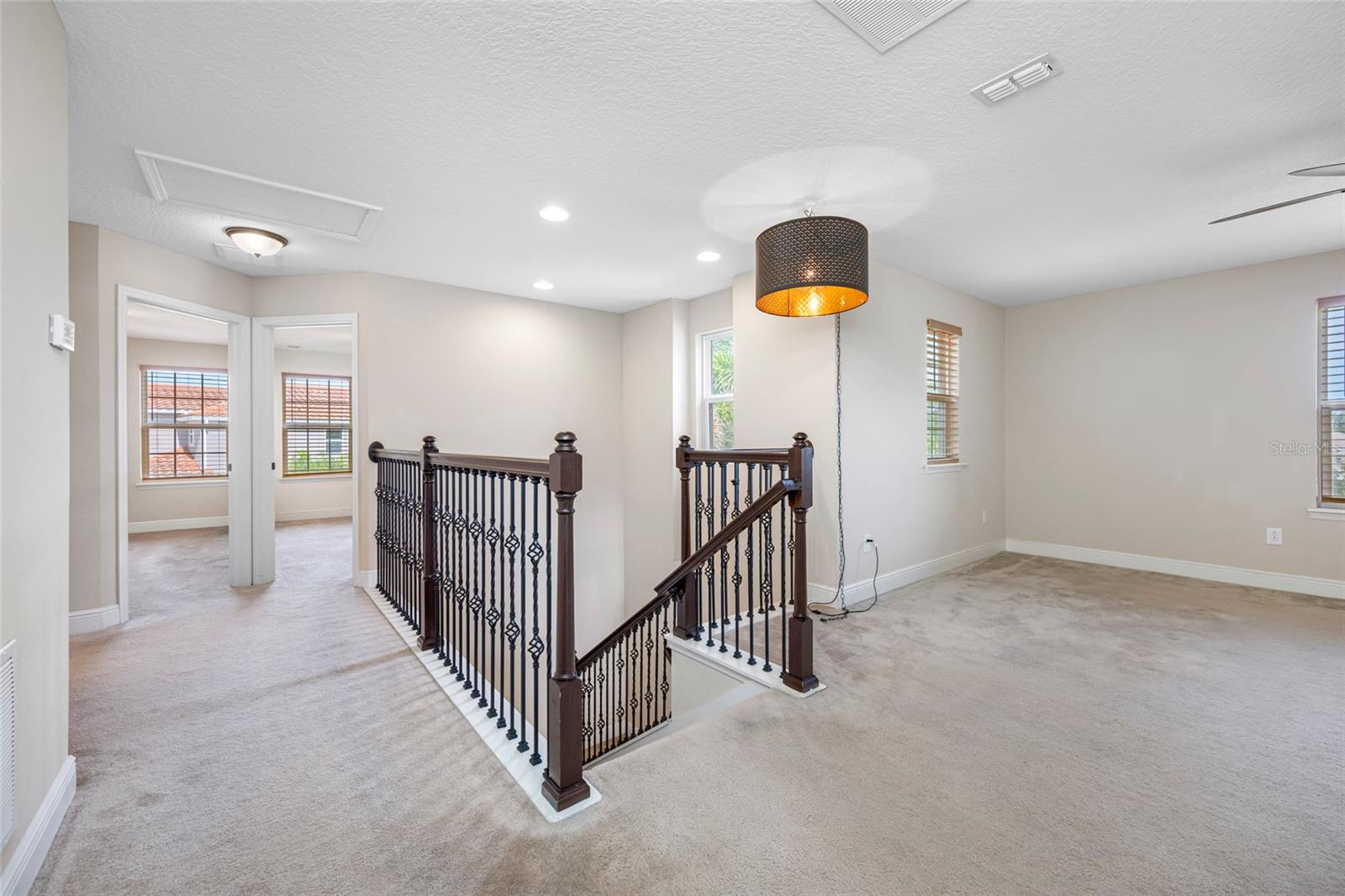 4943 GRAND OAK CIR