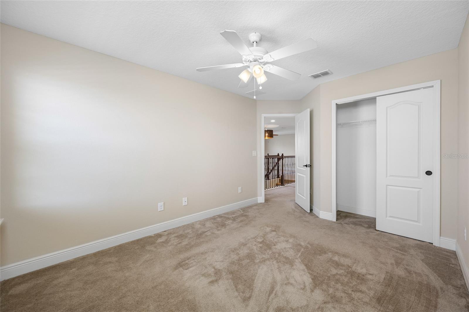4943 GRAND OAK CIR