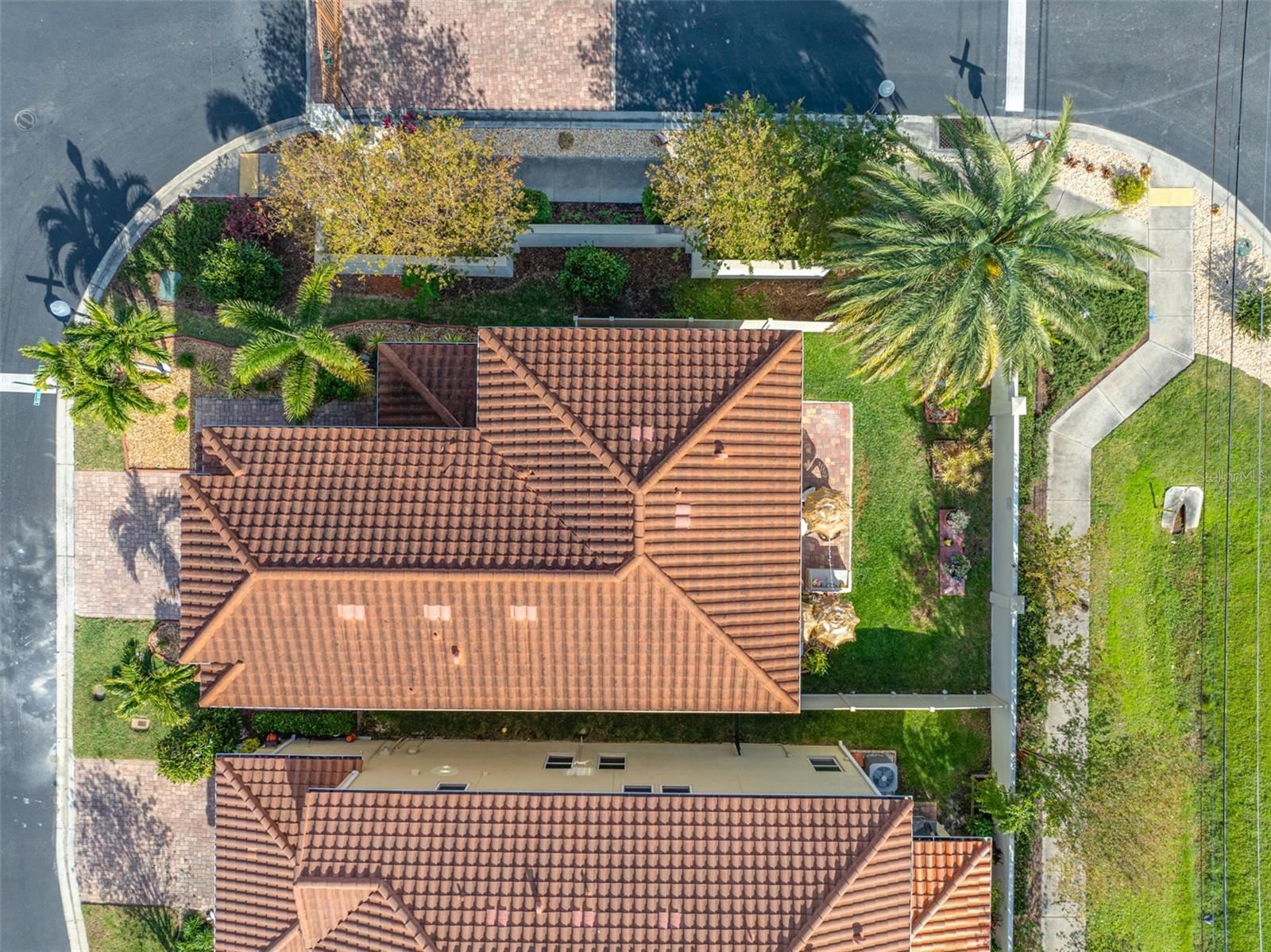 4943 GRAND OAK CIR