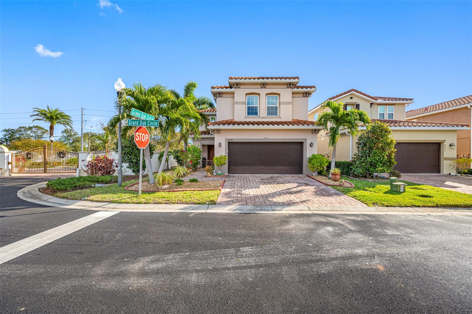 4943 GRAND OAK CIR