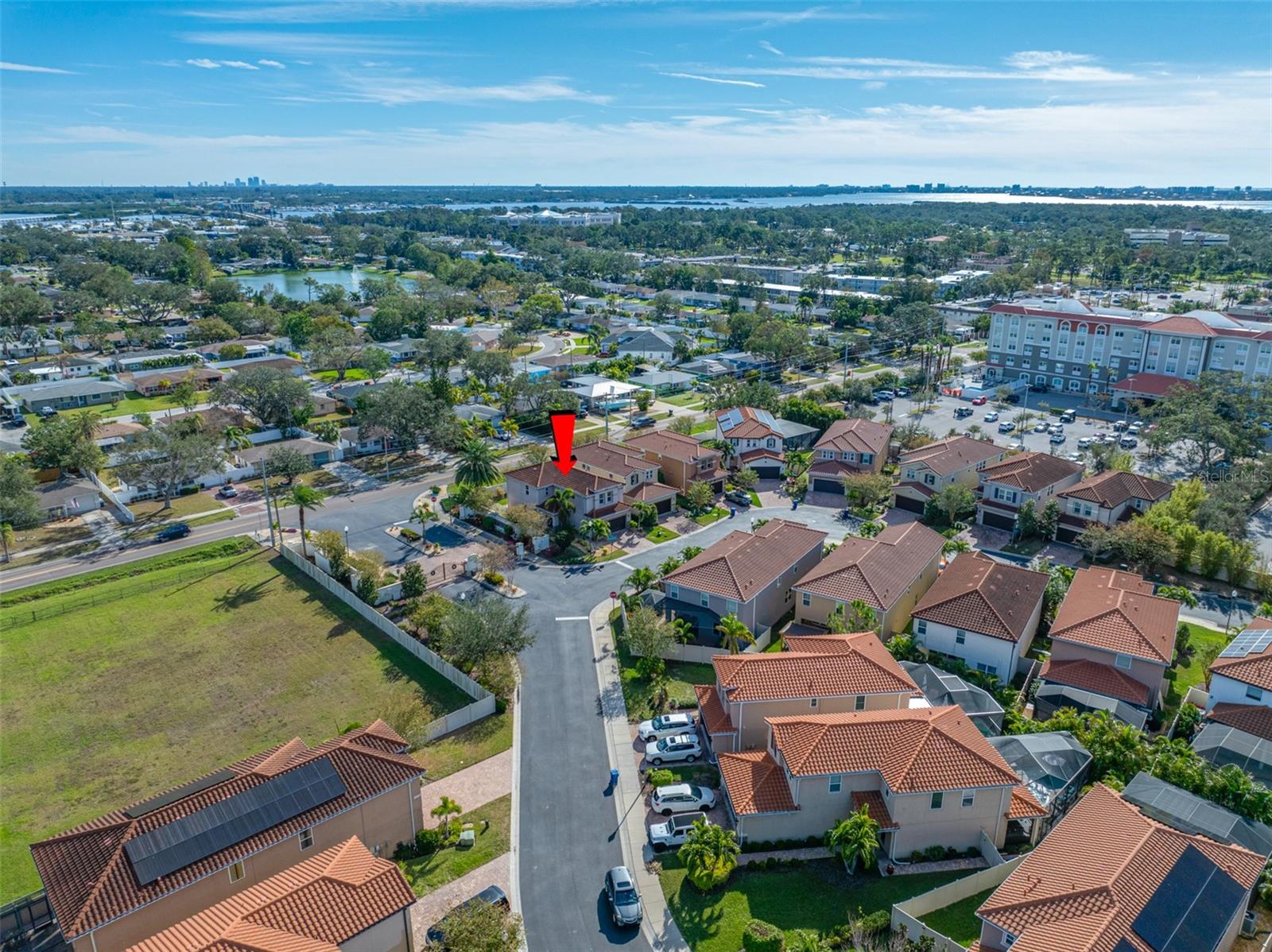 4943 GRAND OAK CIR
