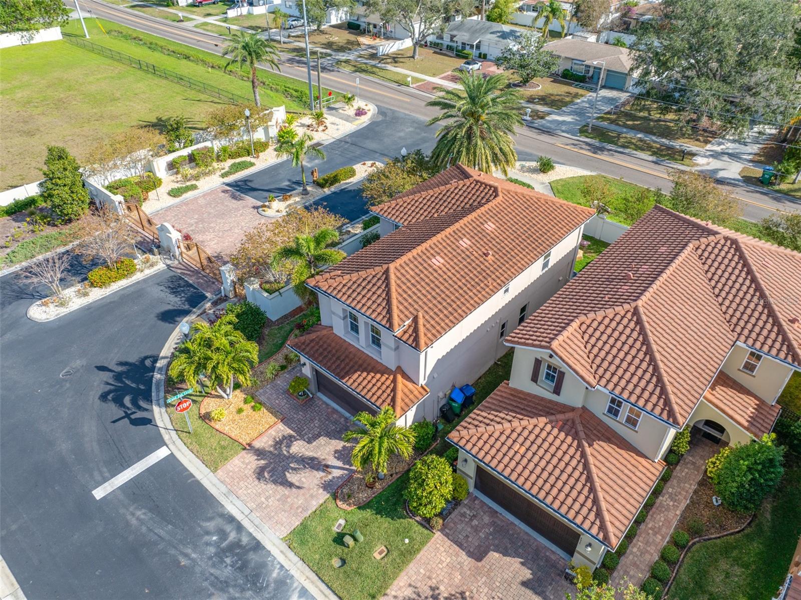 4943 GRAND OAK CIR