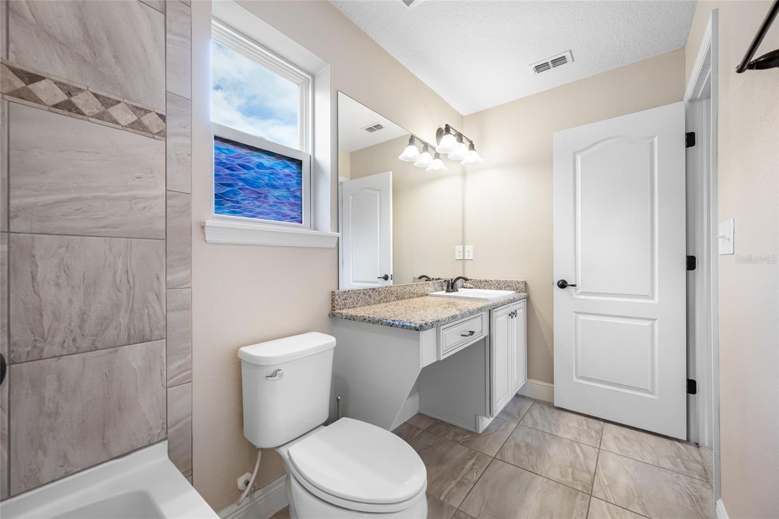 4943 GRAND OAK CIR
