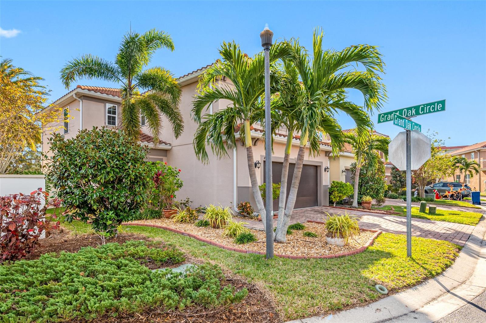 4943 GRAND OAK CIR