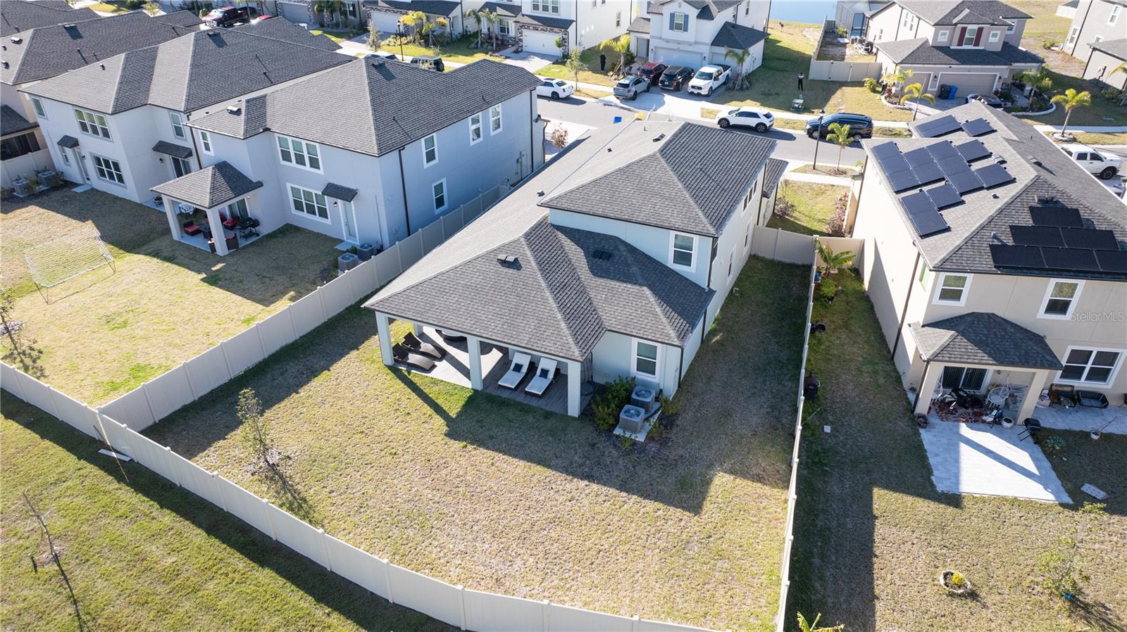 3042 MARINE GRASS DR