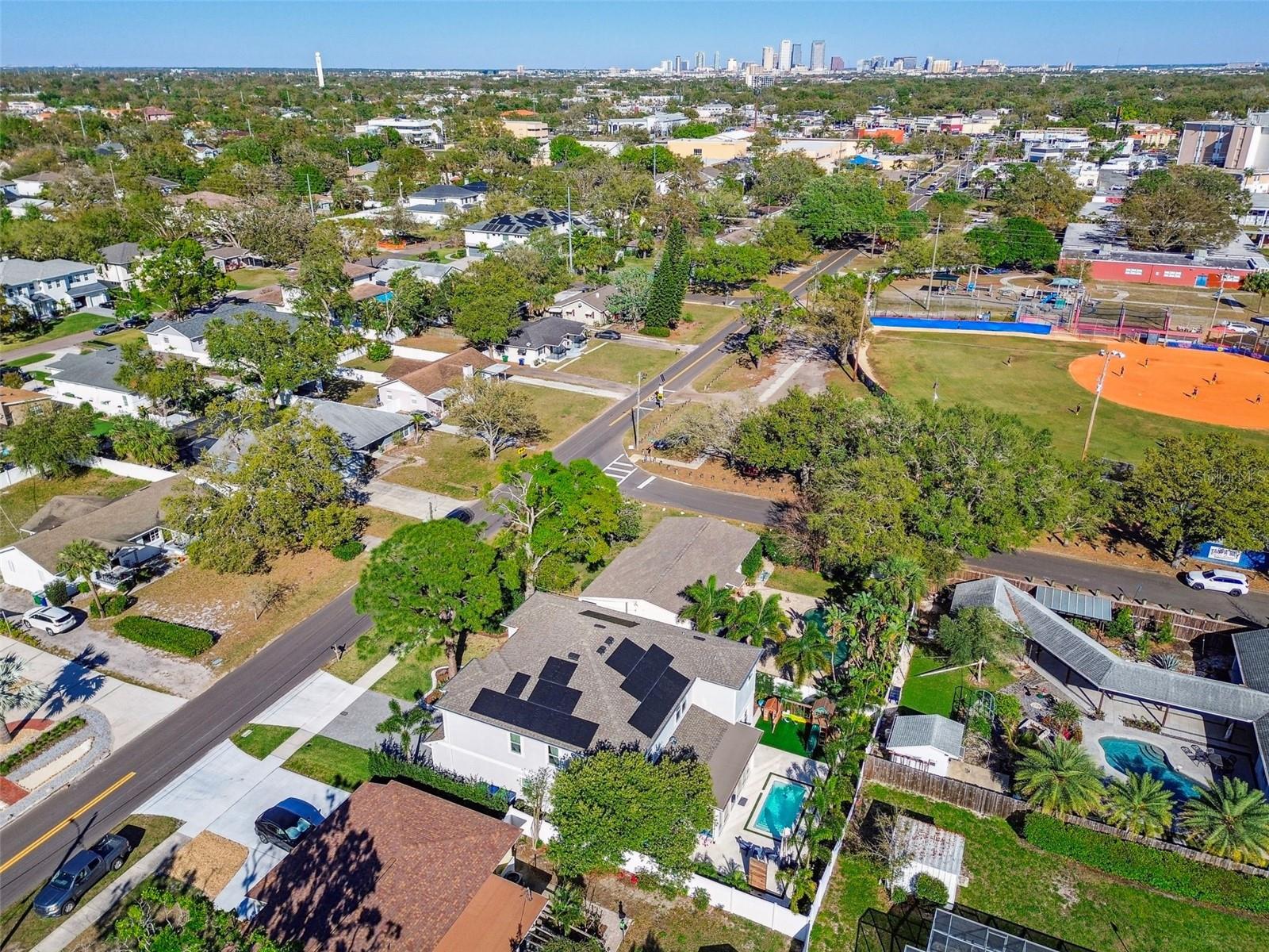 4012 W MORRISON AVE