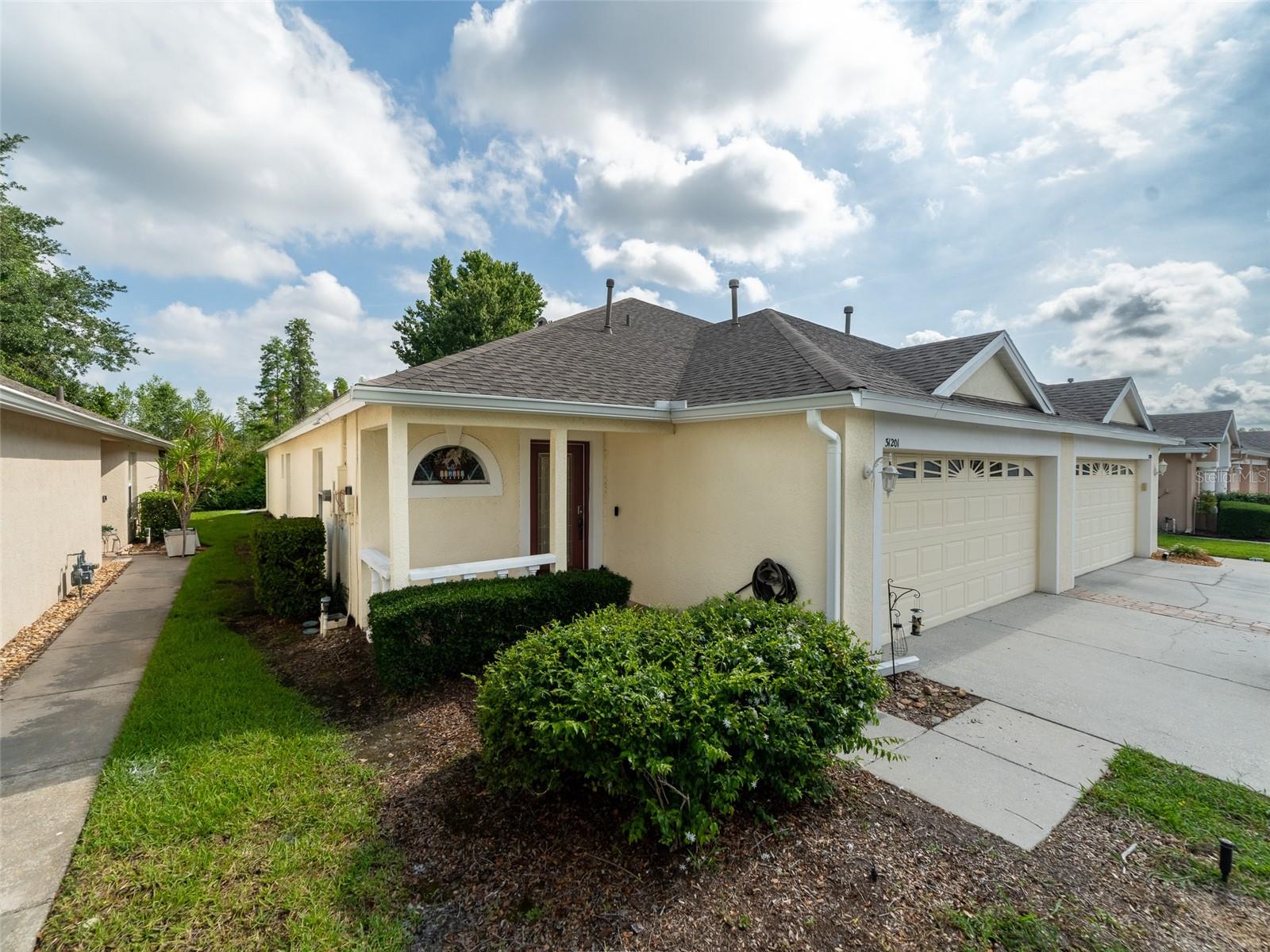 31201 SHAKER CIR