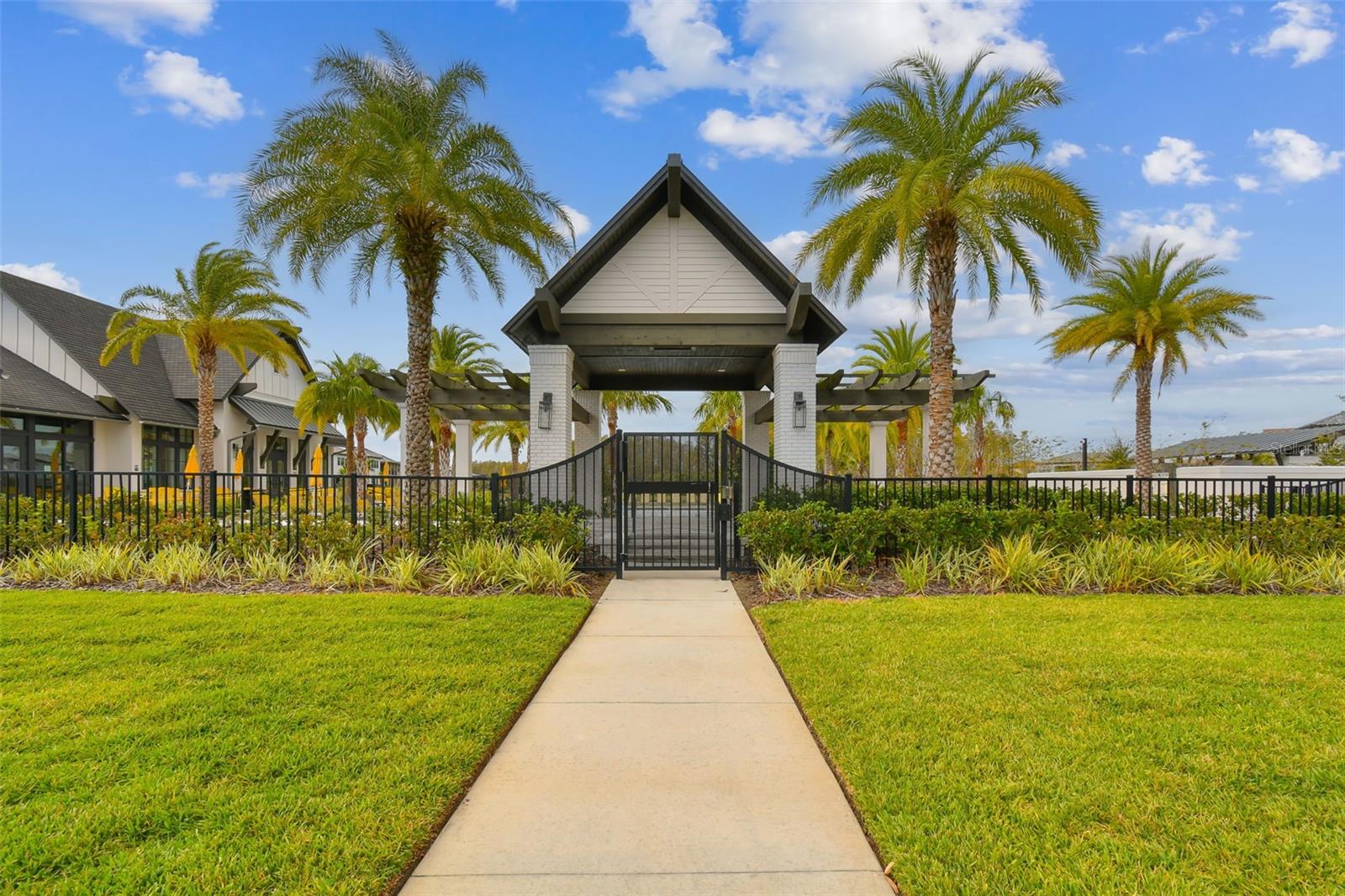 6109 MARSH TRAIL DR