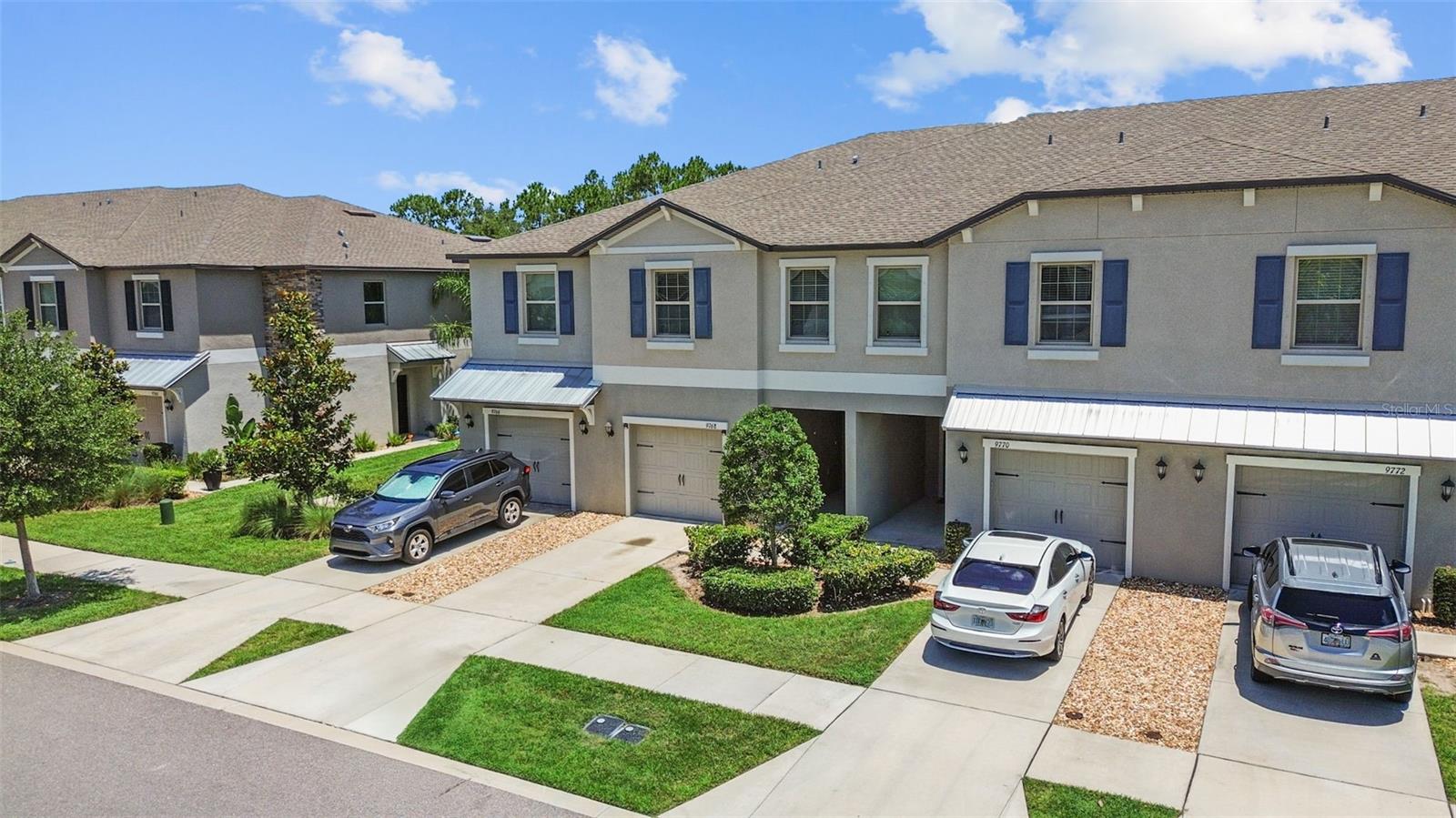 9768 PEMBROOKE PINES DR