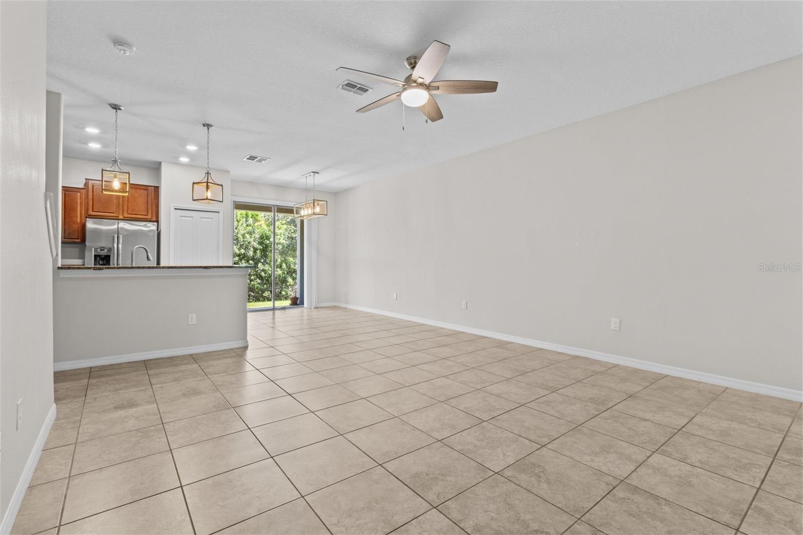 9768 PEMBROOKE PINES DR