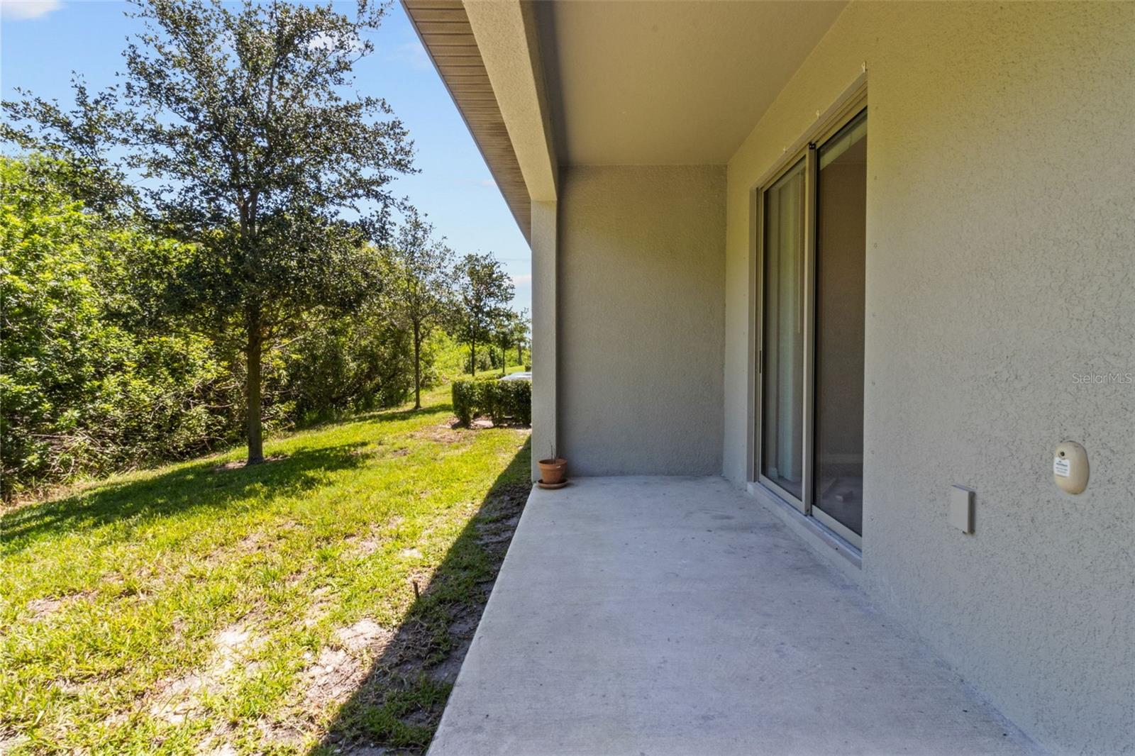 9768 PEMBROOKE PINES DR
