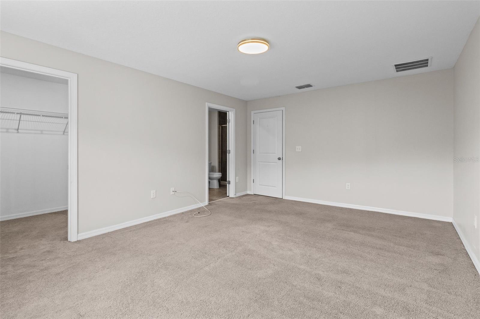 9768 PEMBROOKE PINES DR