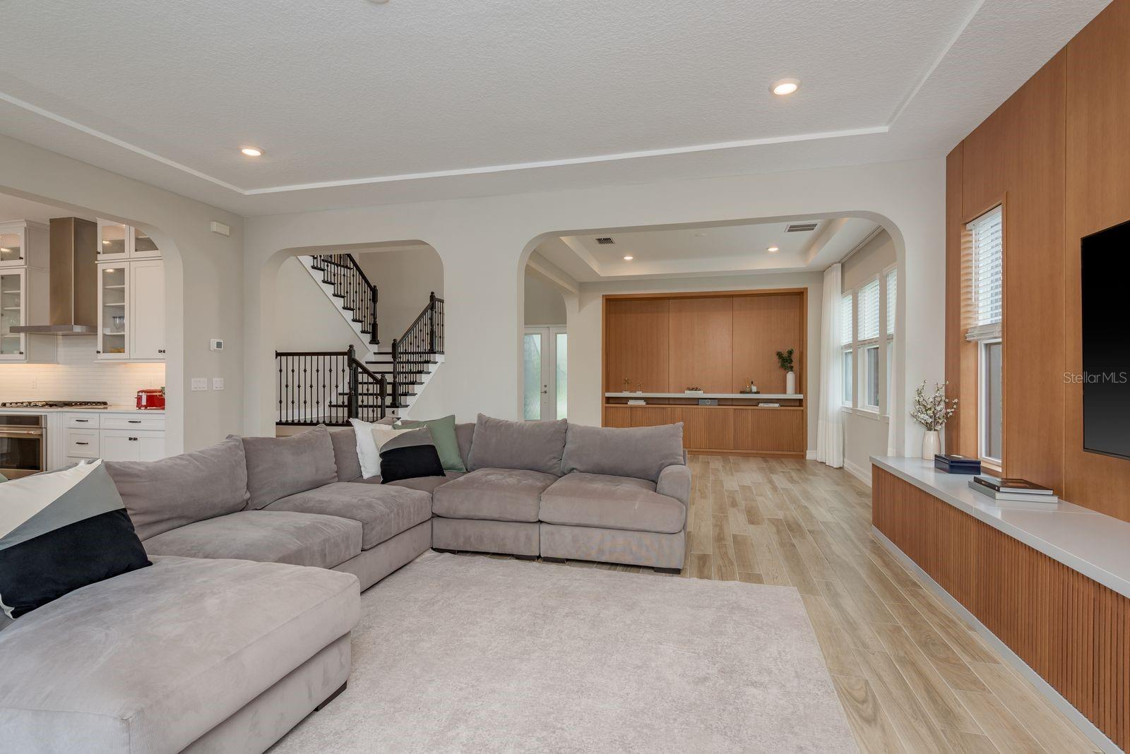 6109 MARSH TRAIL DR