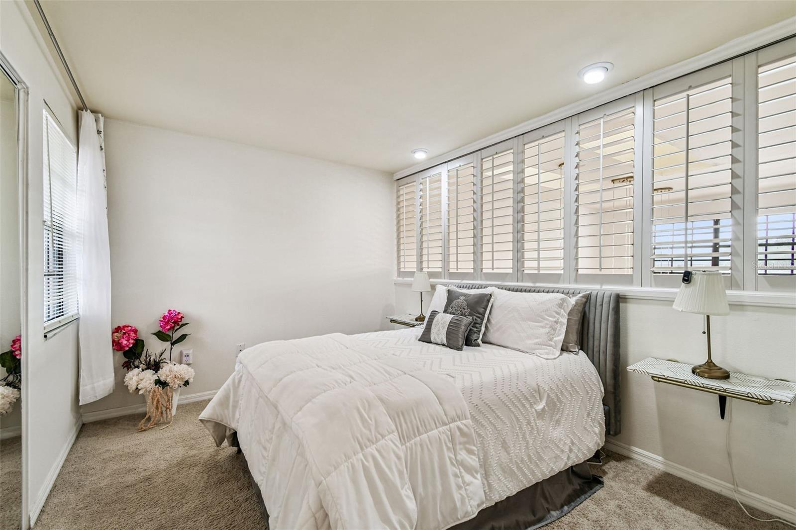 10444 SAINT TROPEZ PL