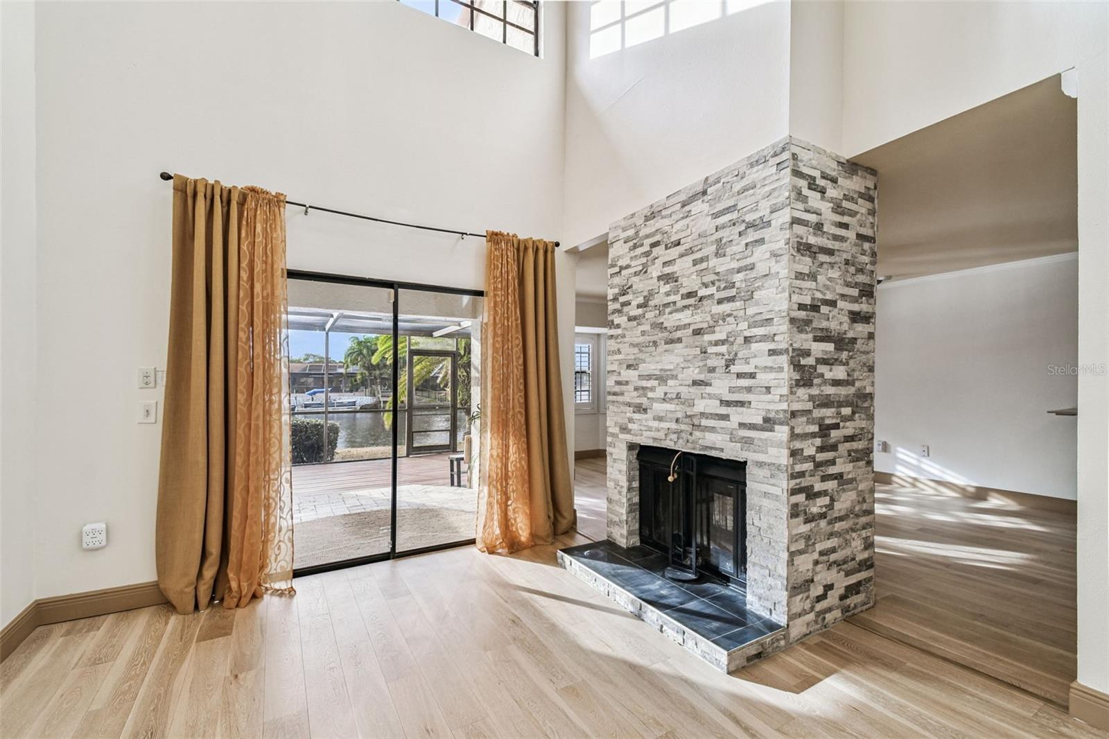 10444 SAINT TROPEZ PL