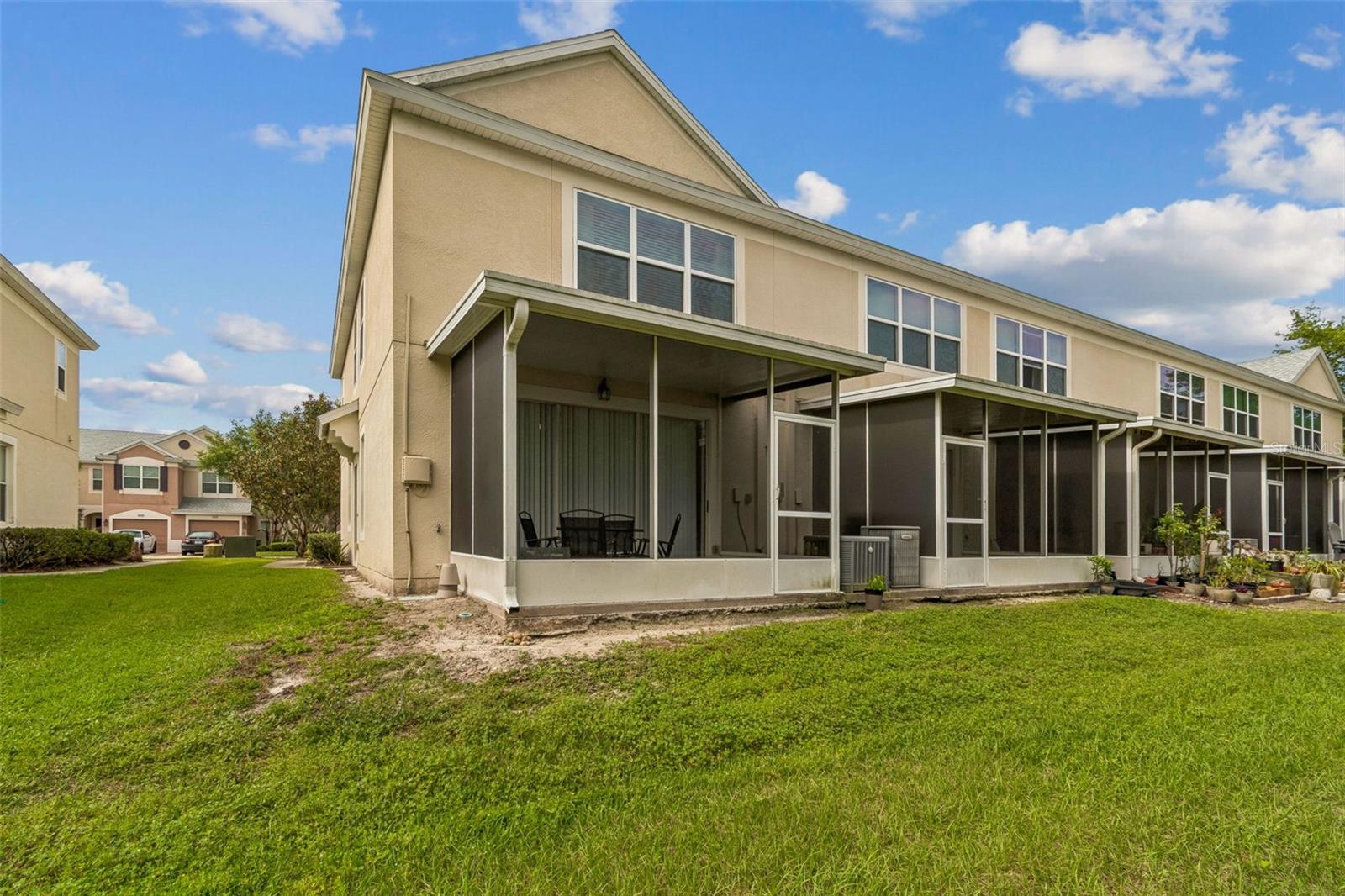 26527 CASTLEVIEW WAY