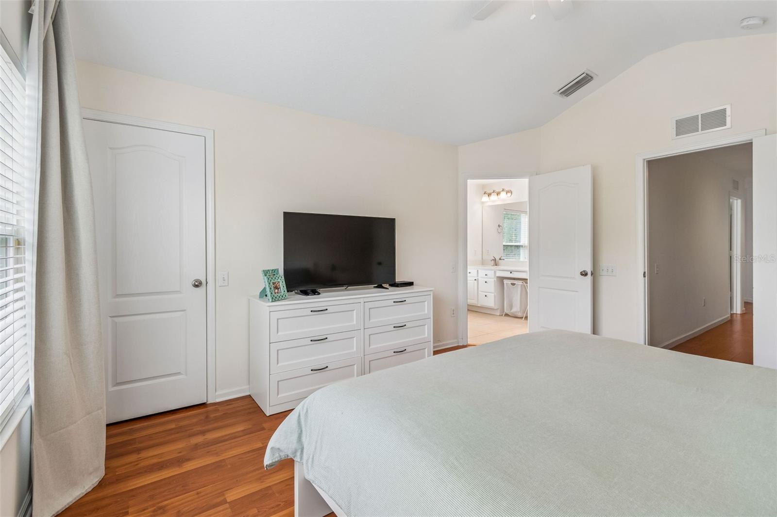 26527 CASTLEVIEW WAY