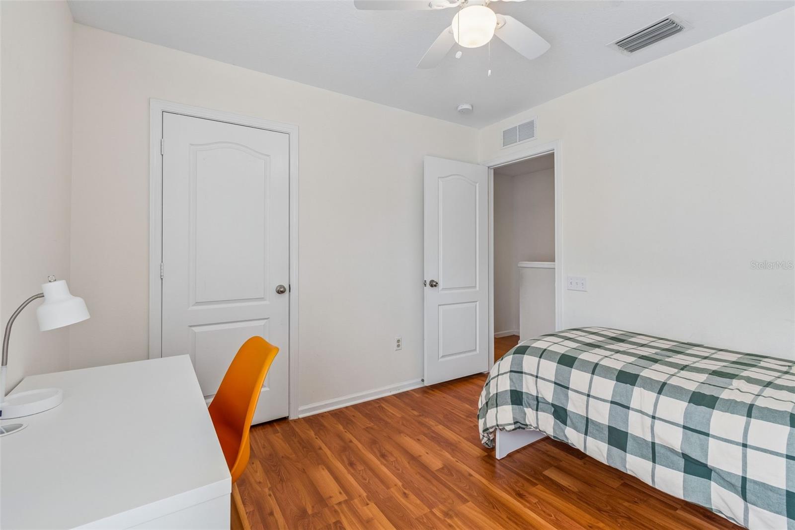 26527 CASTLEVIEW WAY