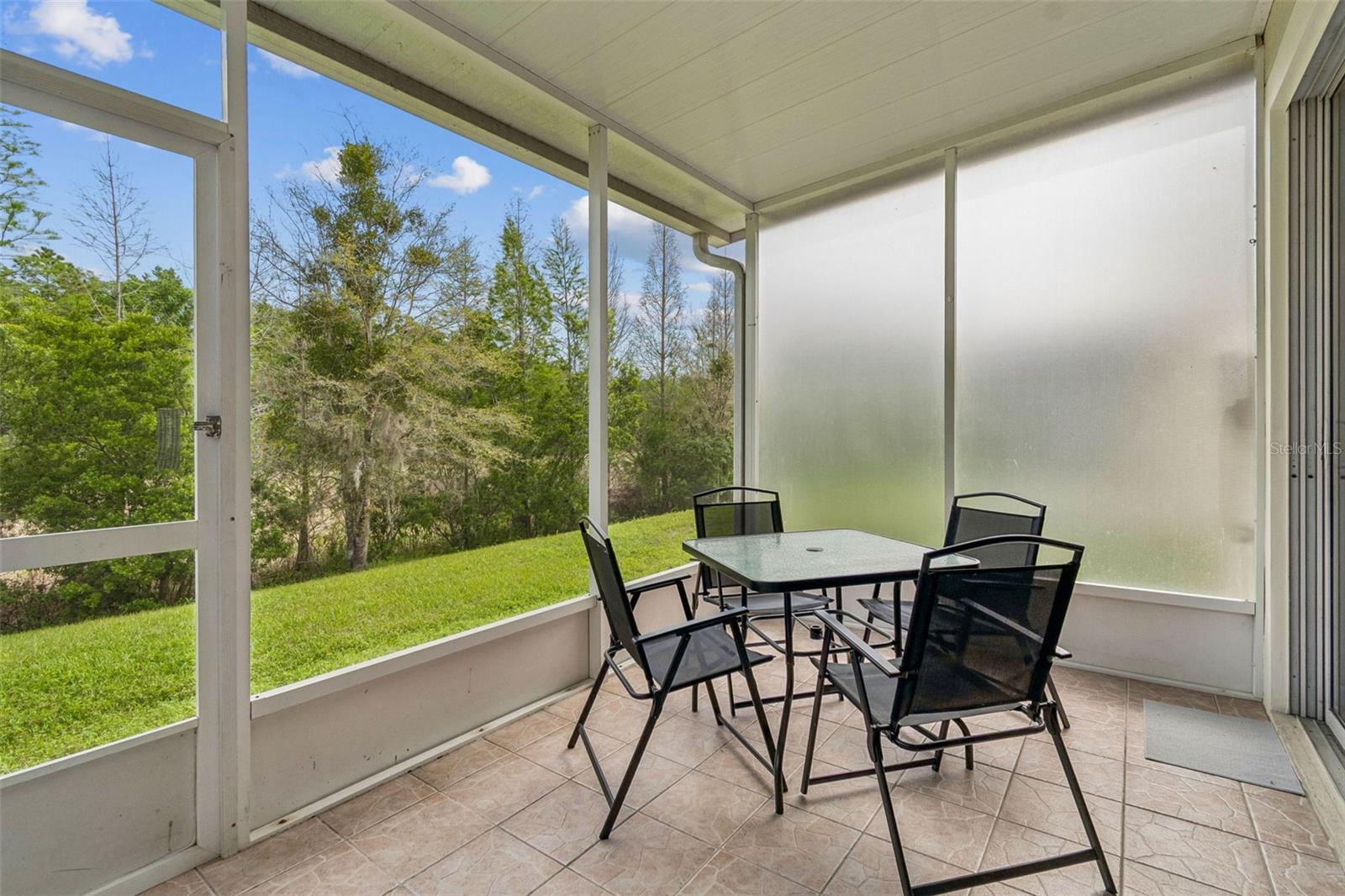 26527 CASTLEVIEW WAY