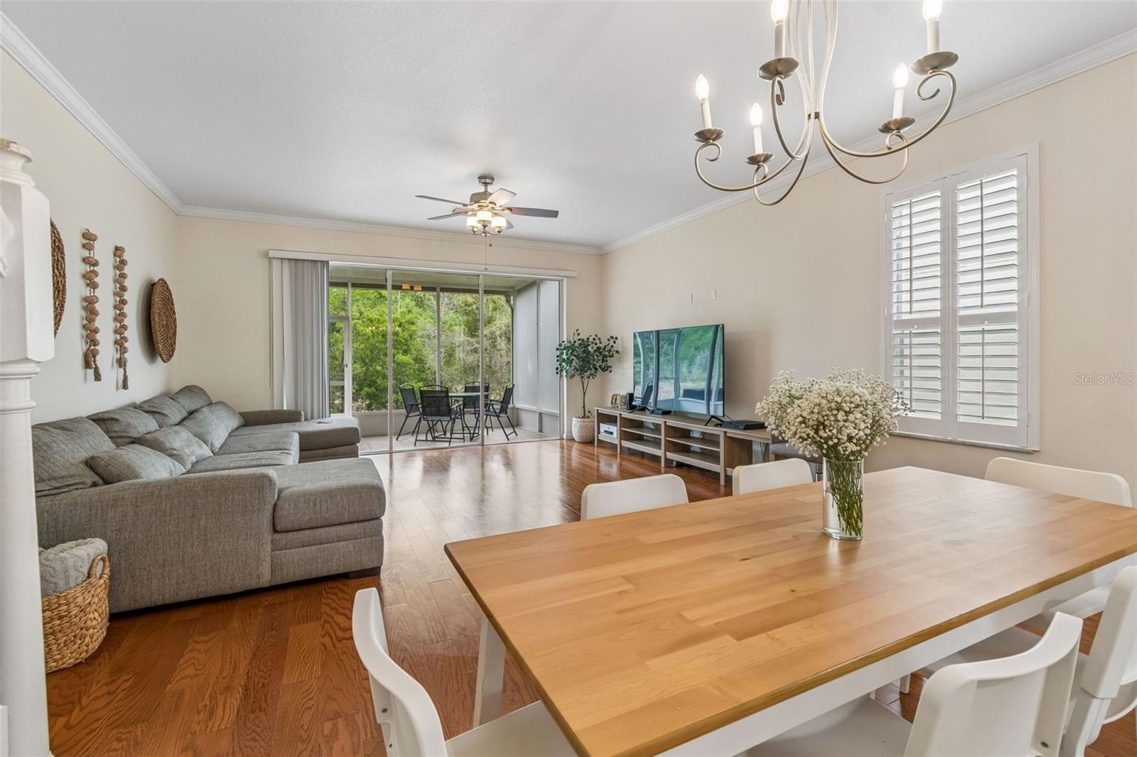 26527 CASTLEVIEW WAY