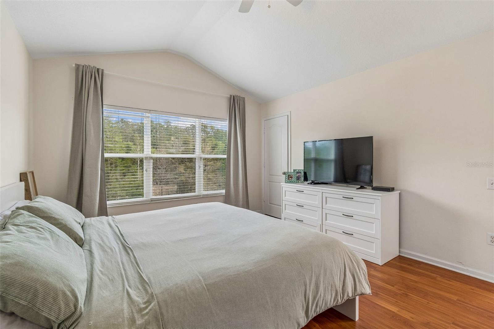 26527 CASTLEVIEW WAY