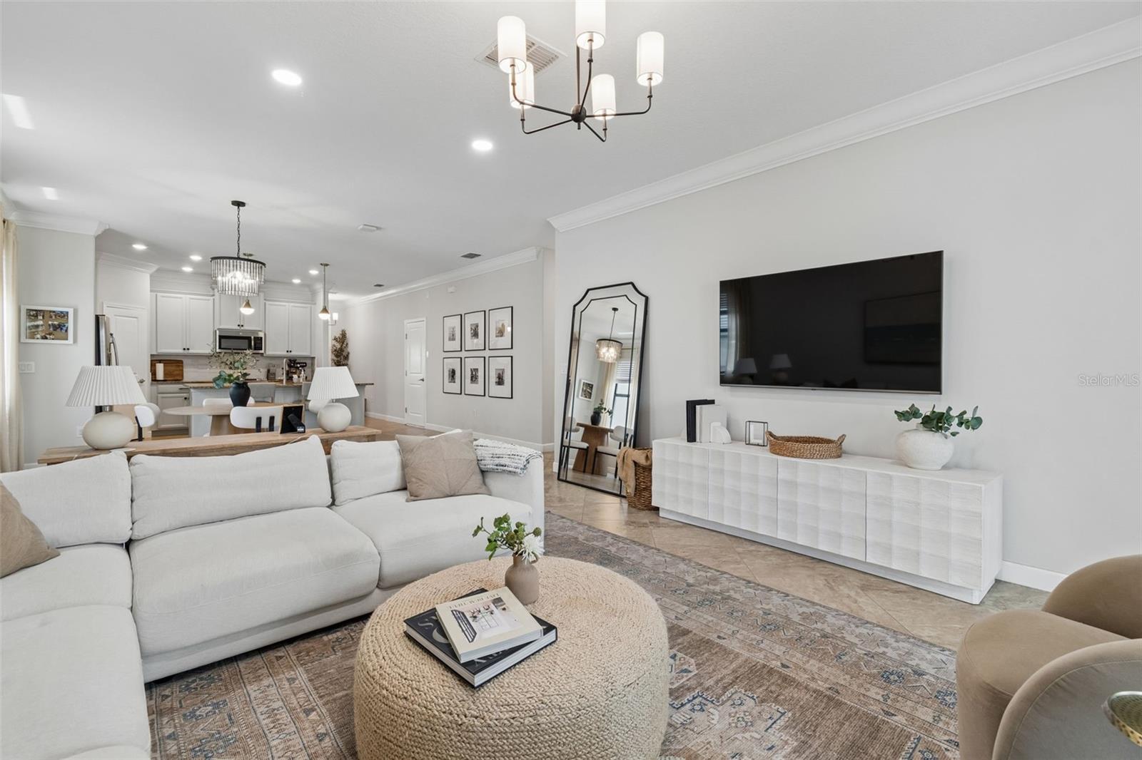 13170 GREEN VIOLET DR