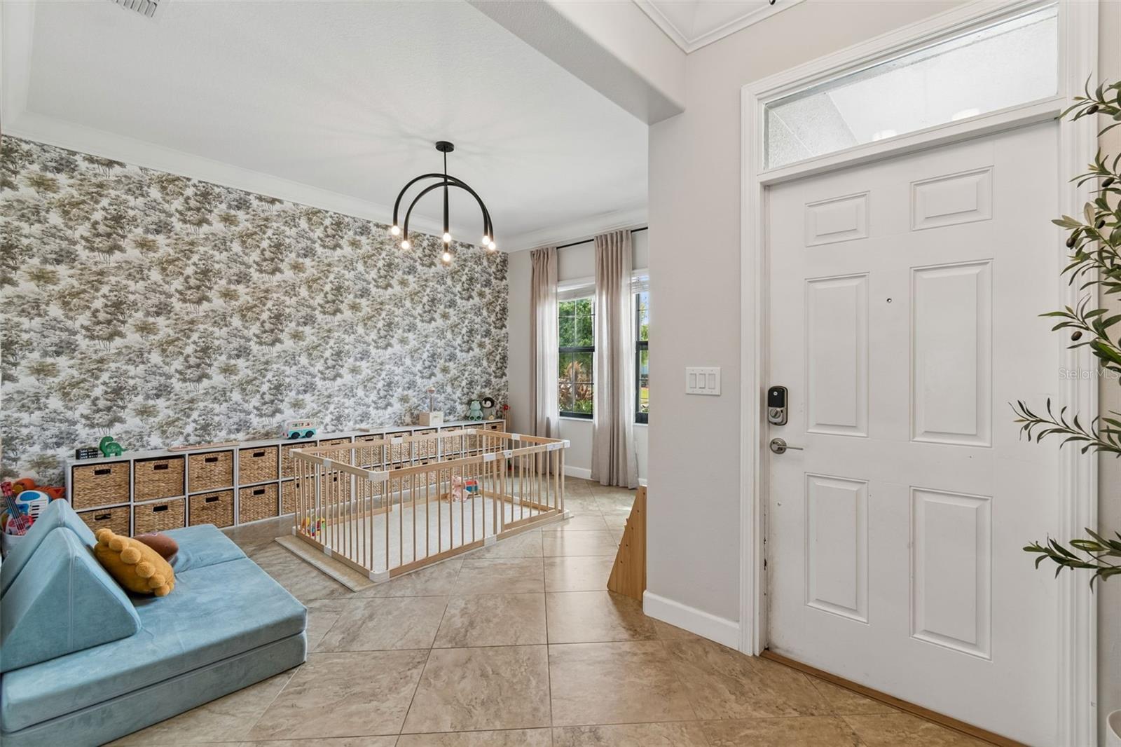 13170 GREEN VIOLET DR