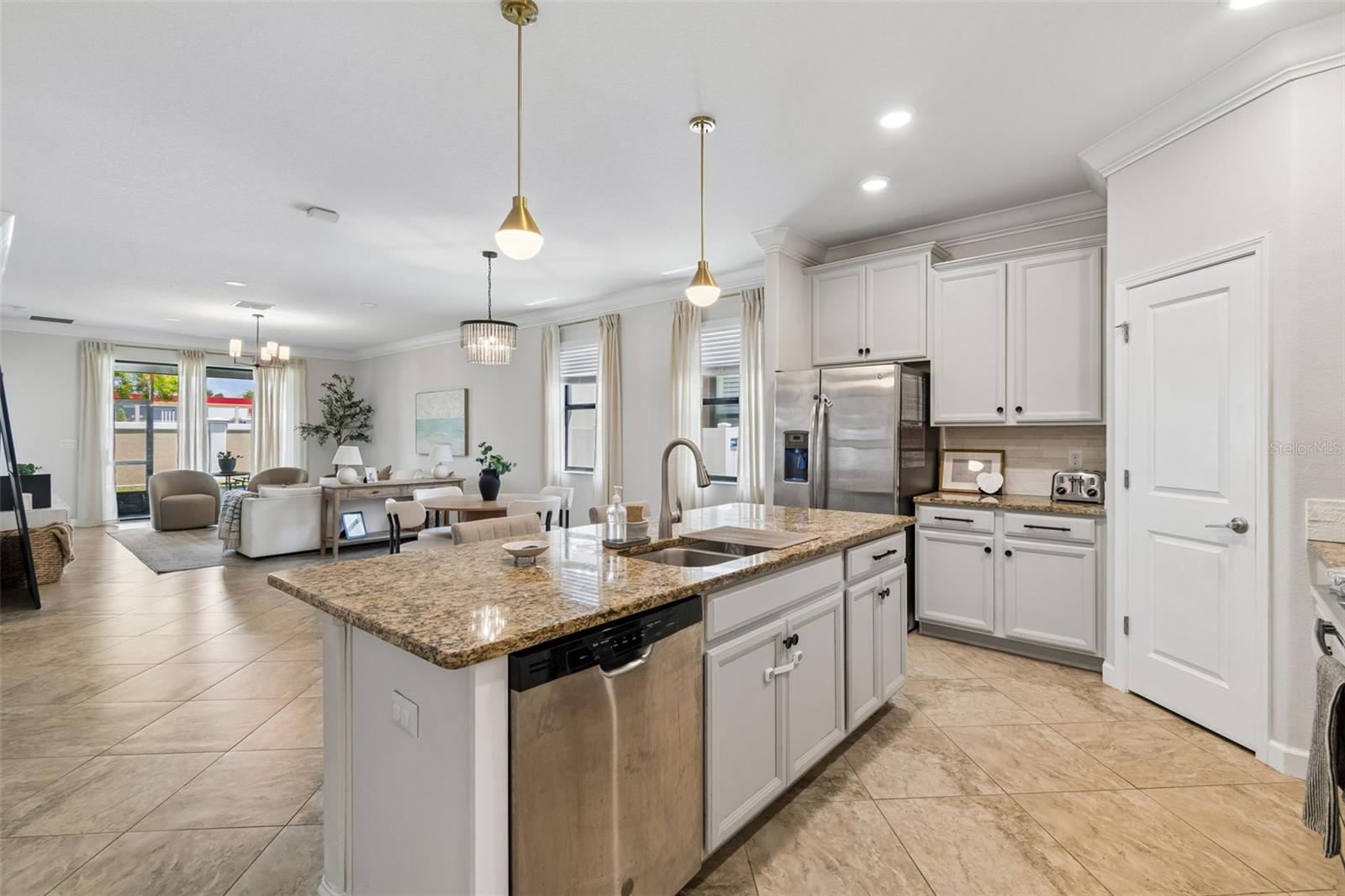 13170 GREEN VIOLET DR