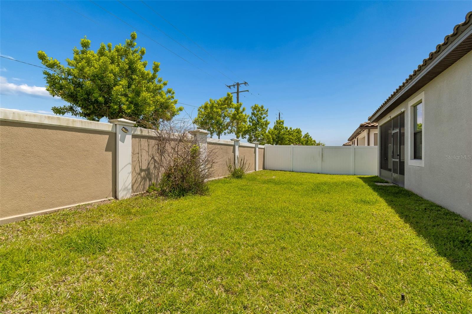 13170 GREEN VIOLET DR