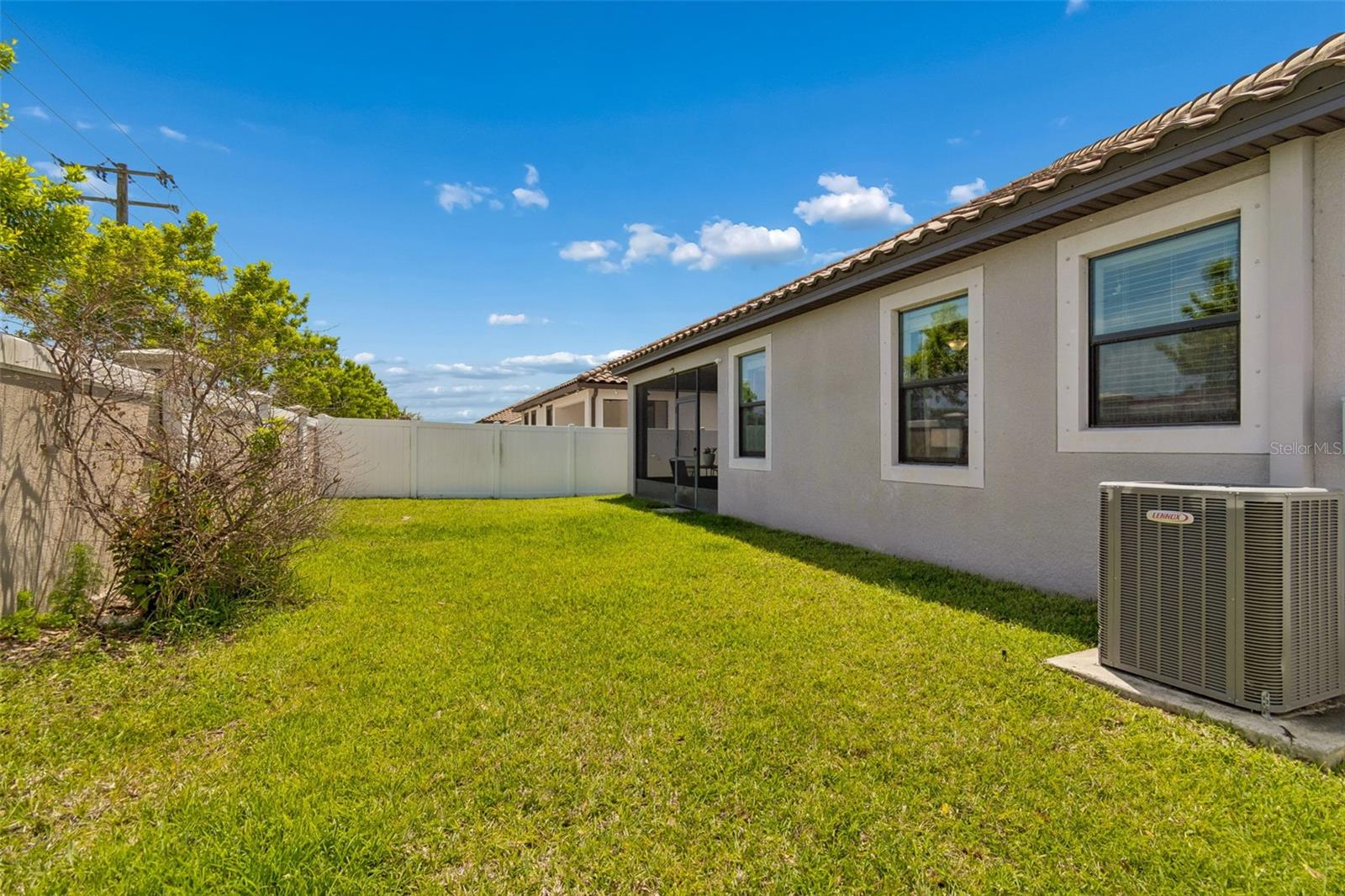 13170 GREEN VIOLET DR