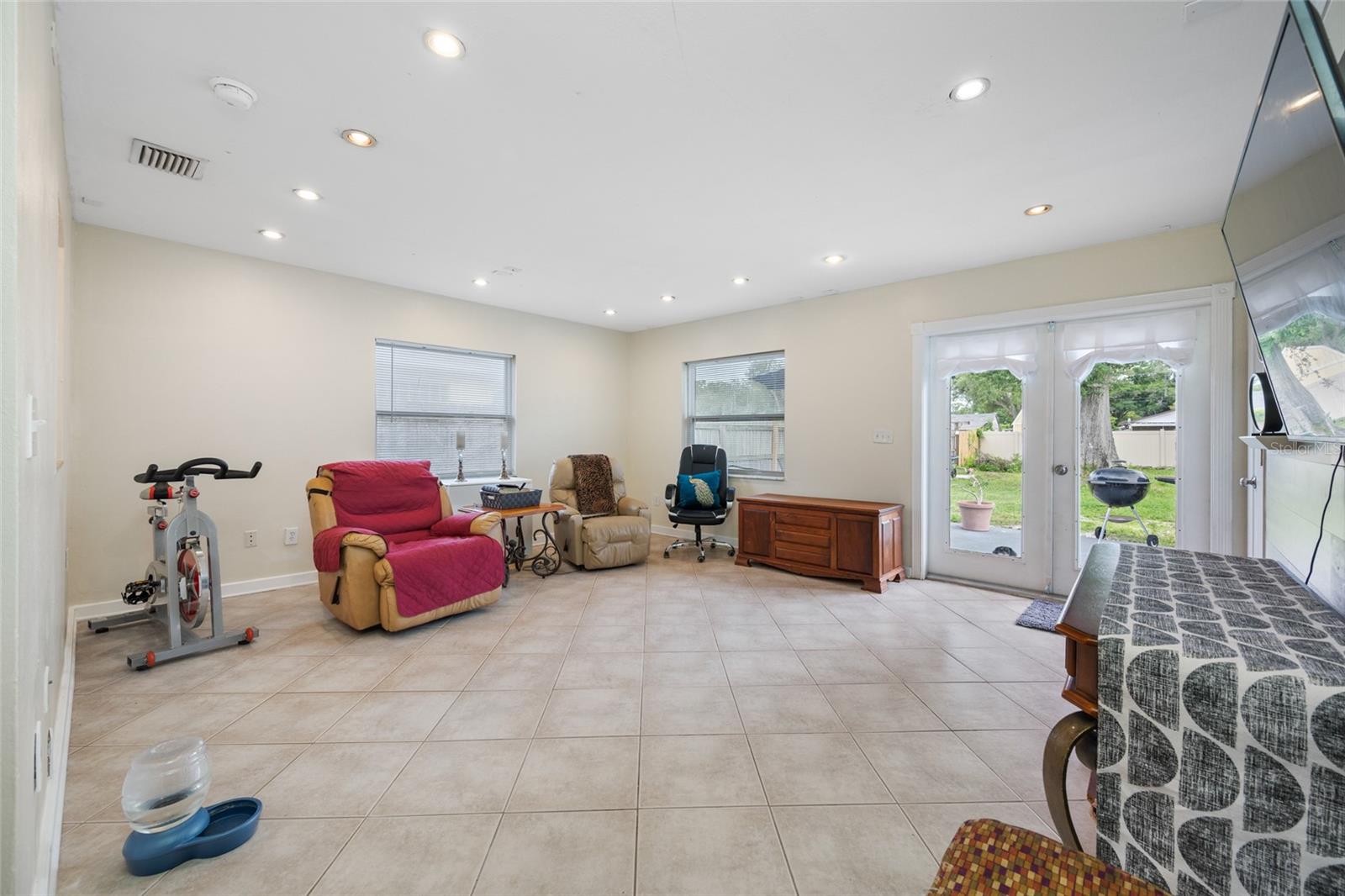 7128 64TH WAY N