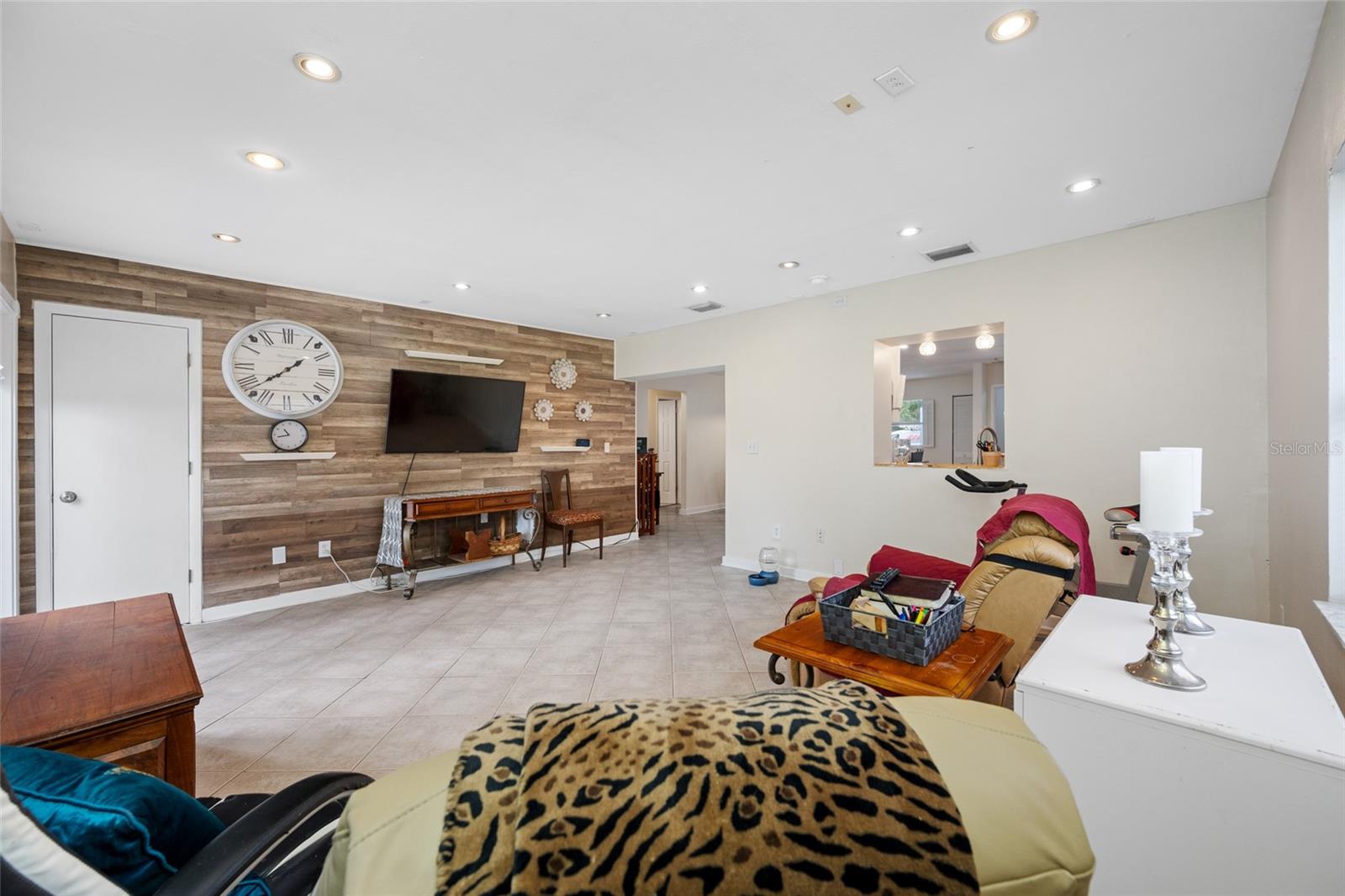 7128 64TH WAY N