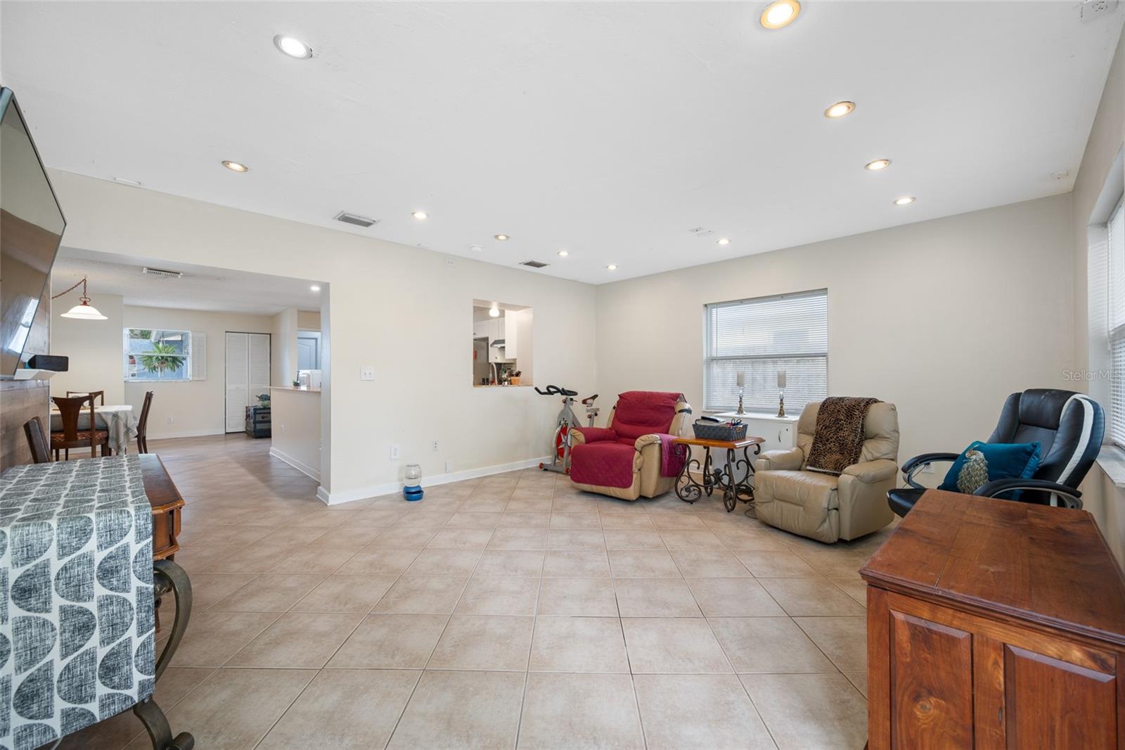 7128 64TH WAY N
