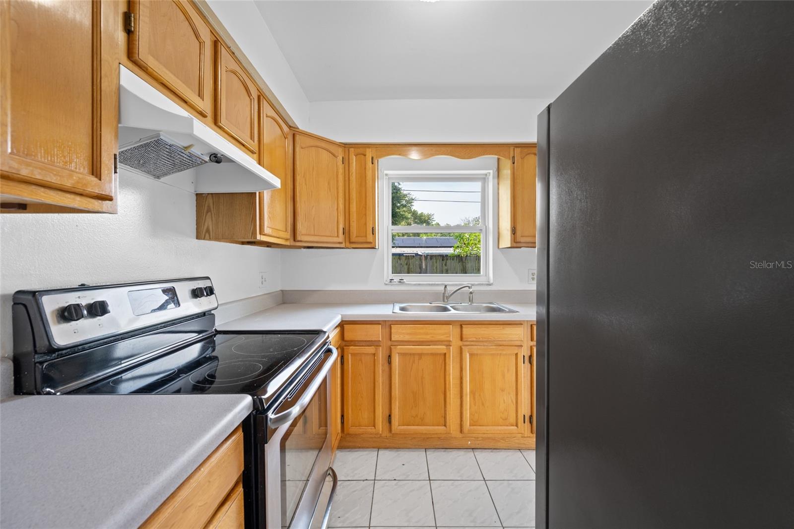 3664 15TH AVE SE