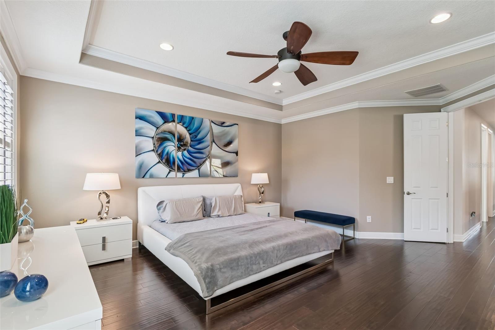 3610 E CLARK CIR