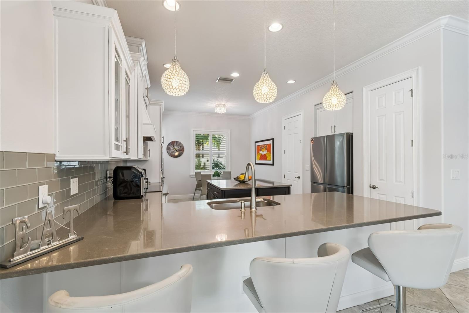 3610 E CLARK CIR