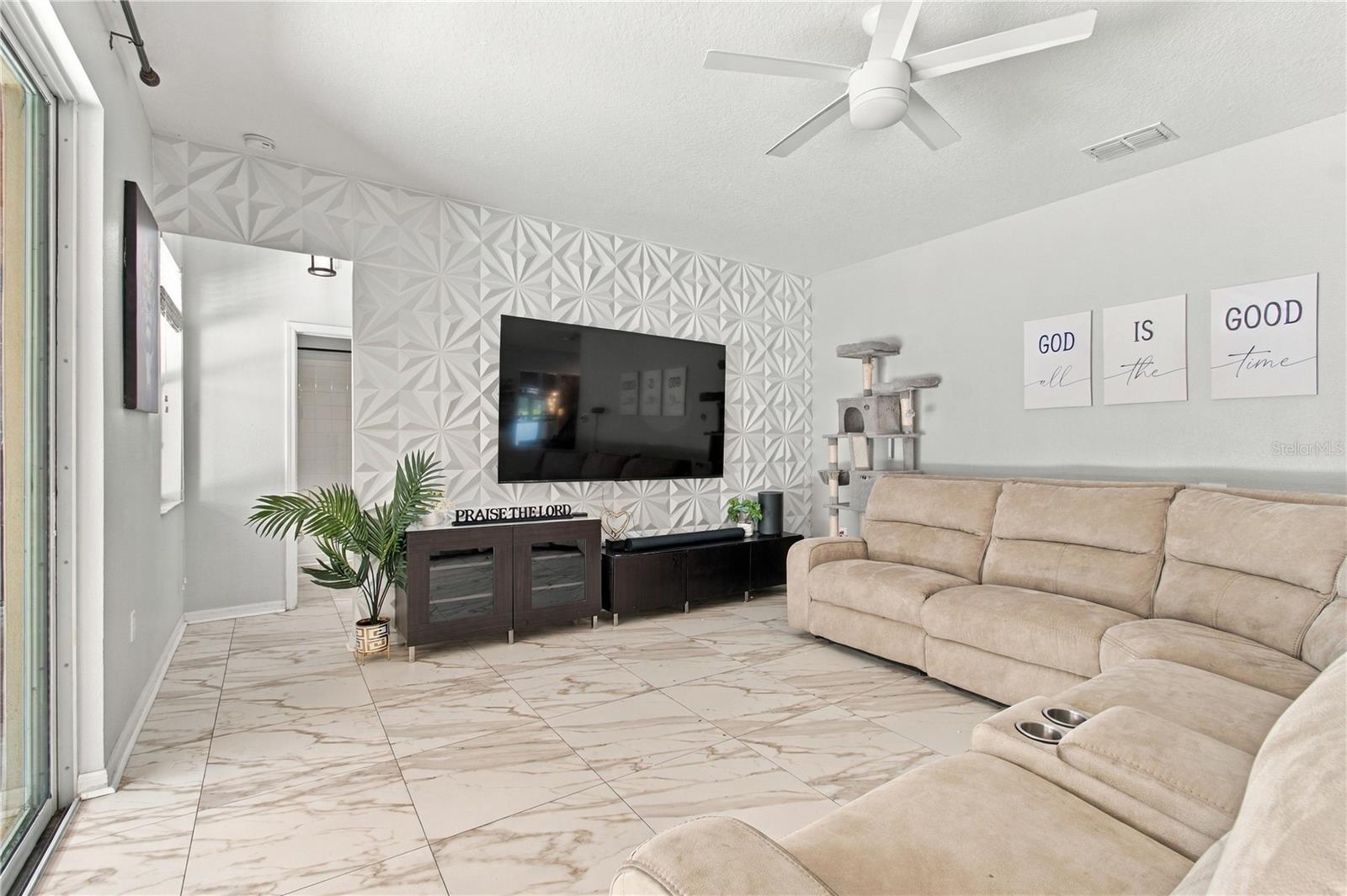 13856 CREST LAKE DR
