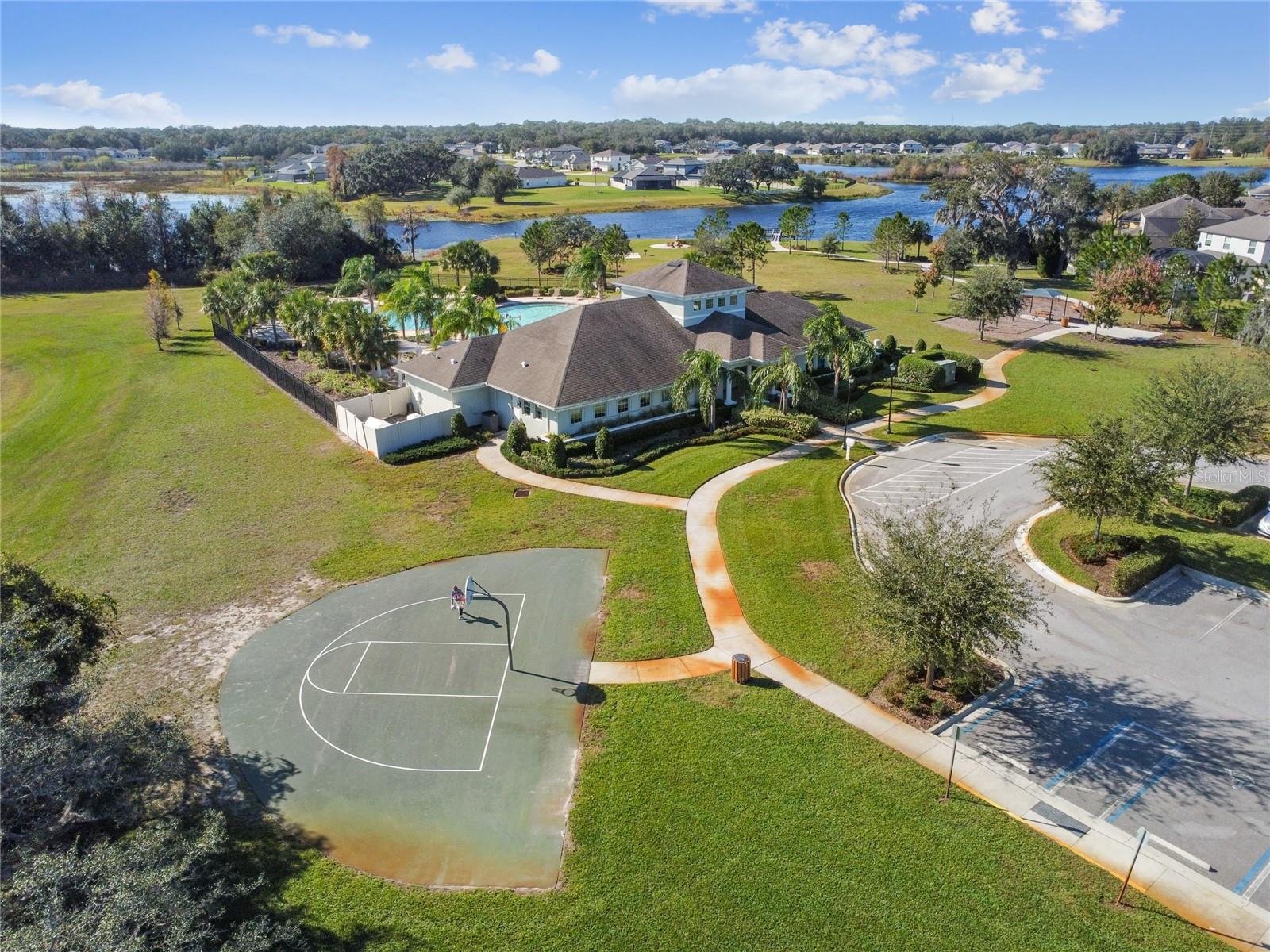 13856 CREST LAKE DR