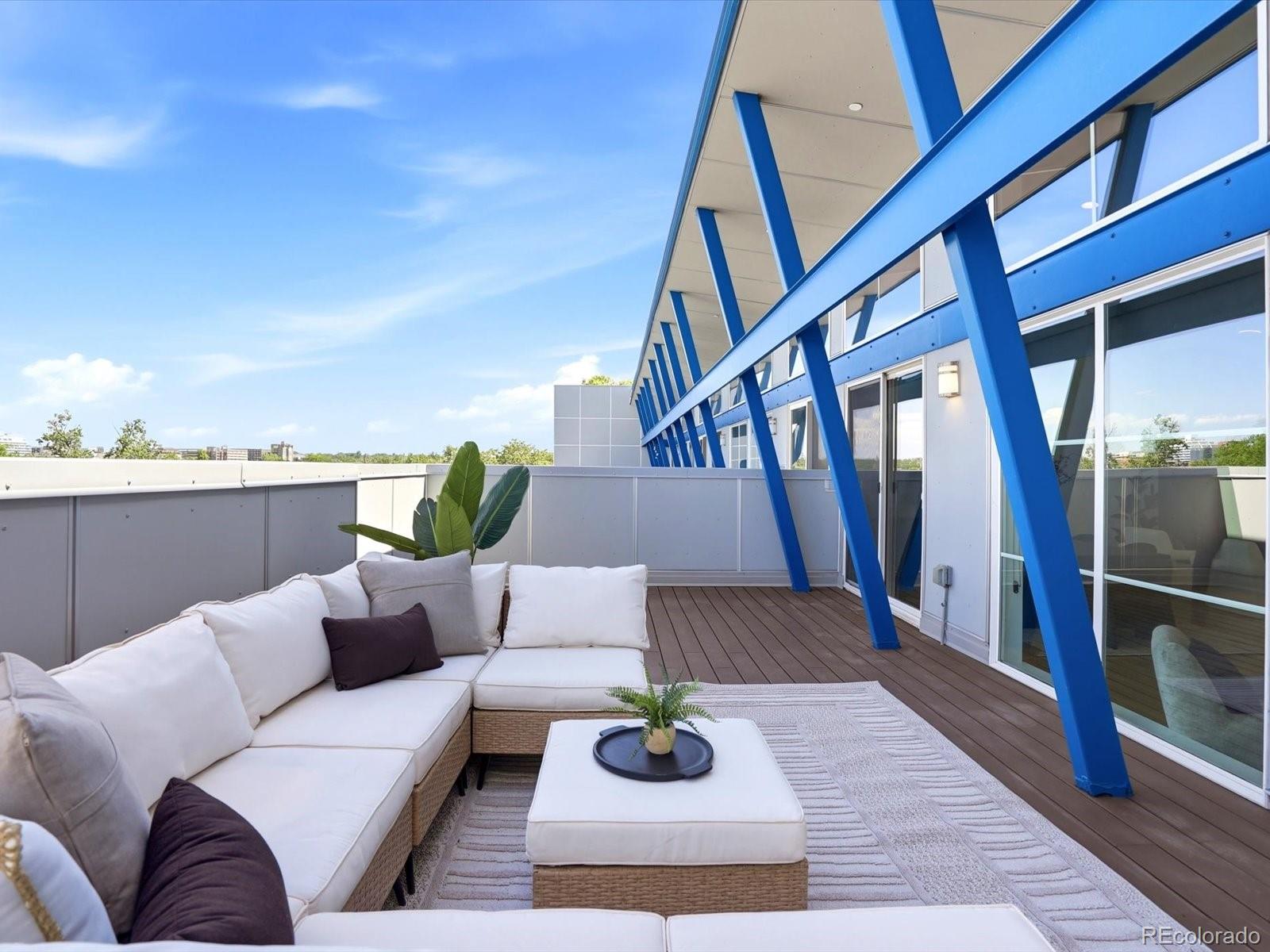 1488 Madison Street Unit: 507