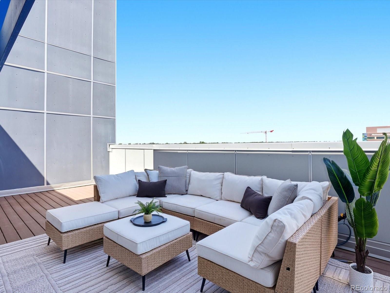 1488 Madison Street Unit: 507