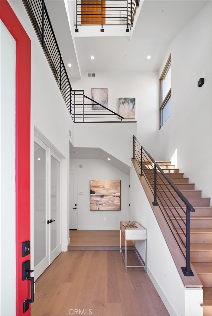 941 E California Boulevard 1